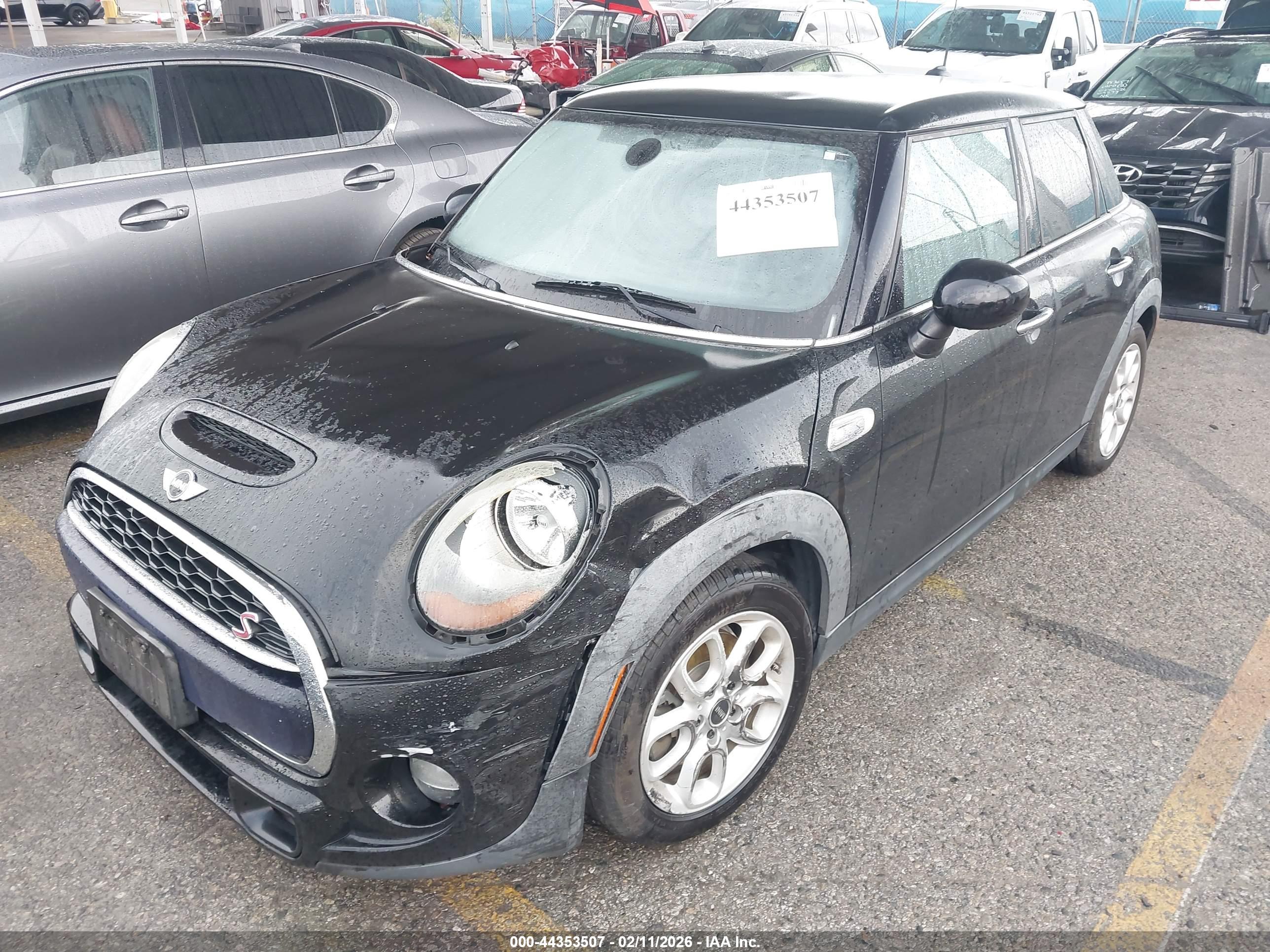 MINI HARDTOP image 2