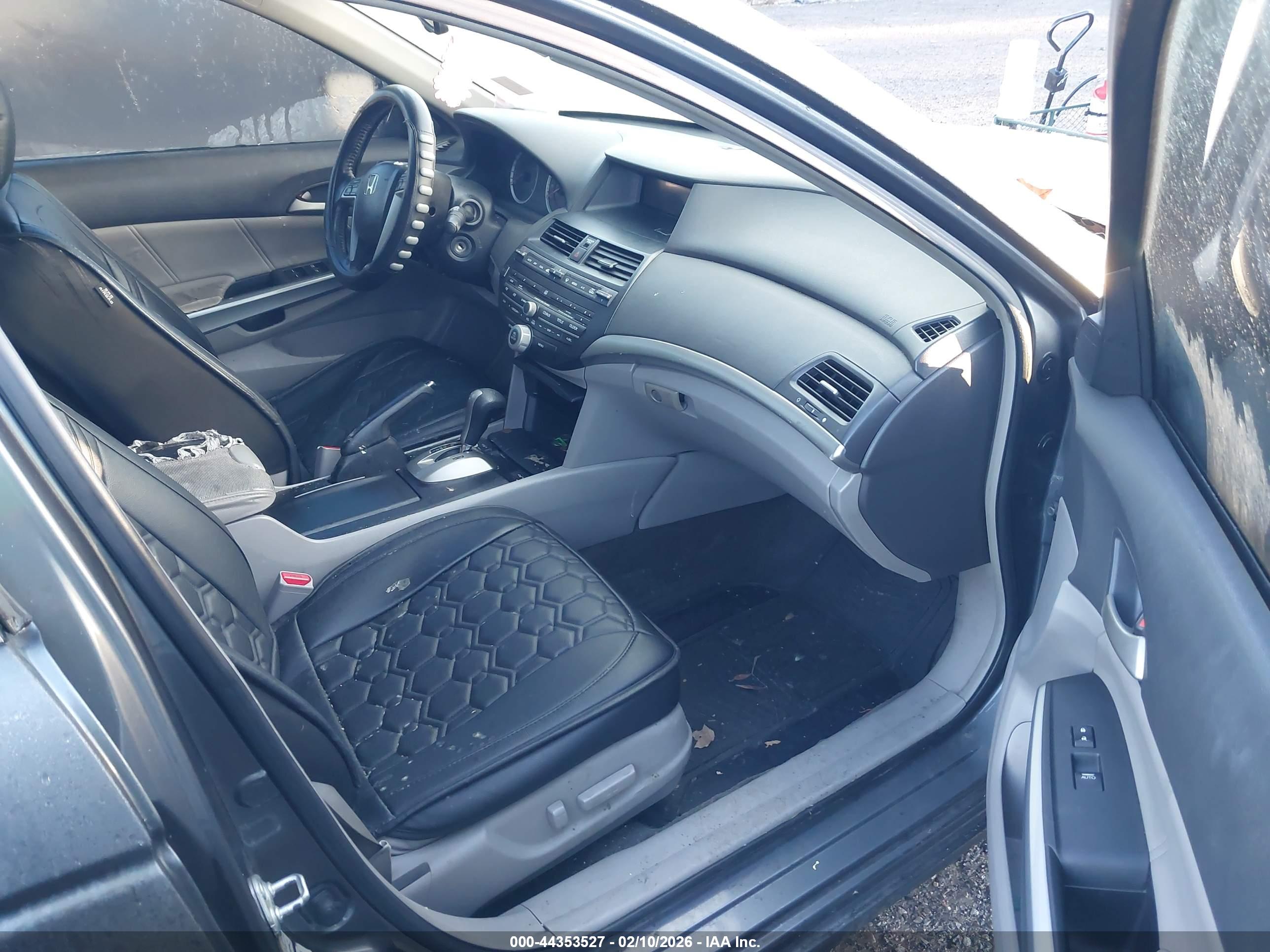 HONDA ACCORD image 5
