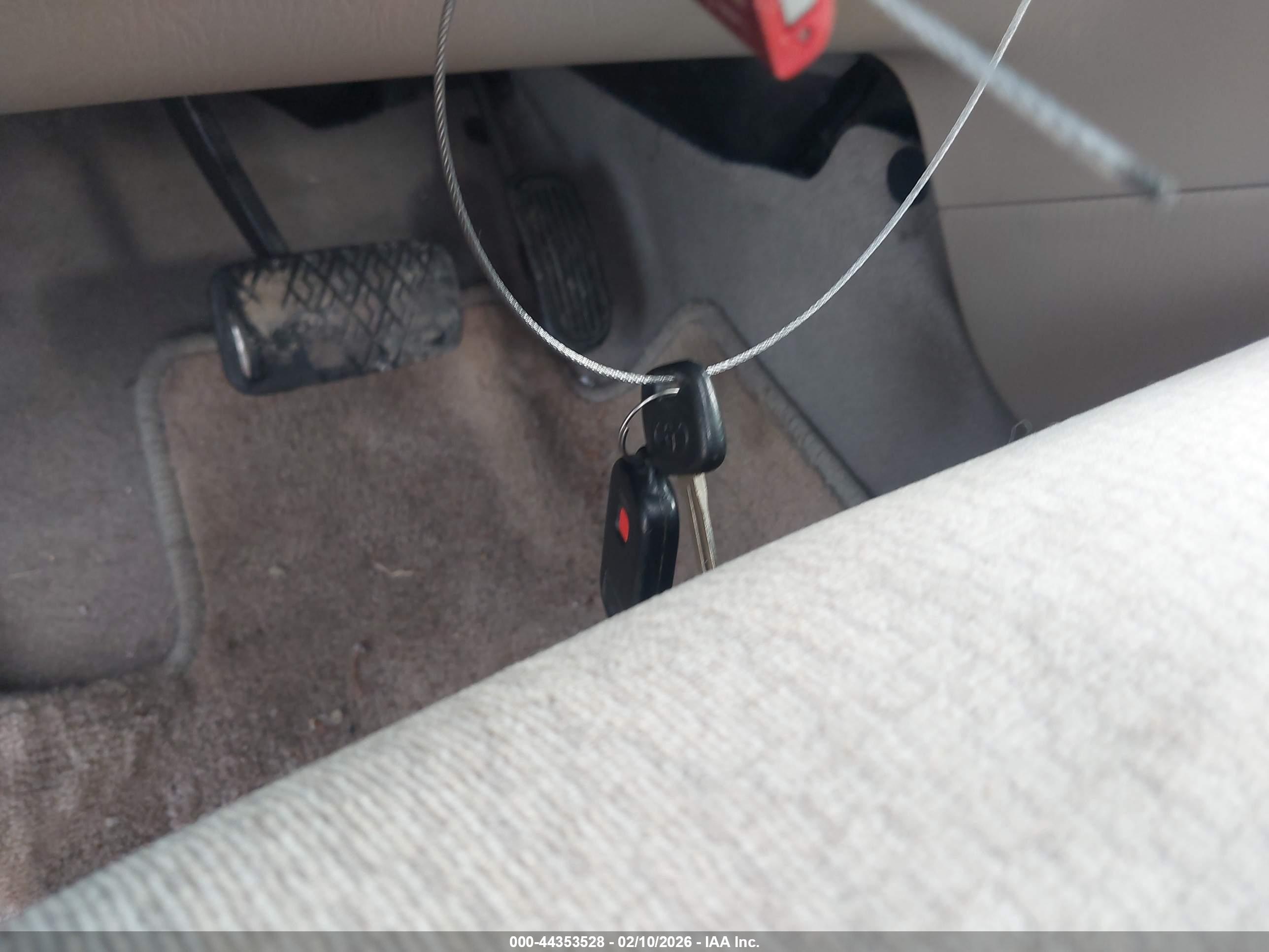 TOYOTA COROLLA image 11