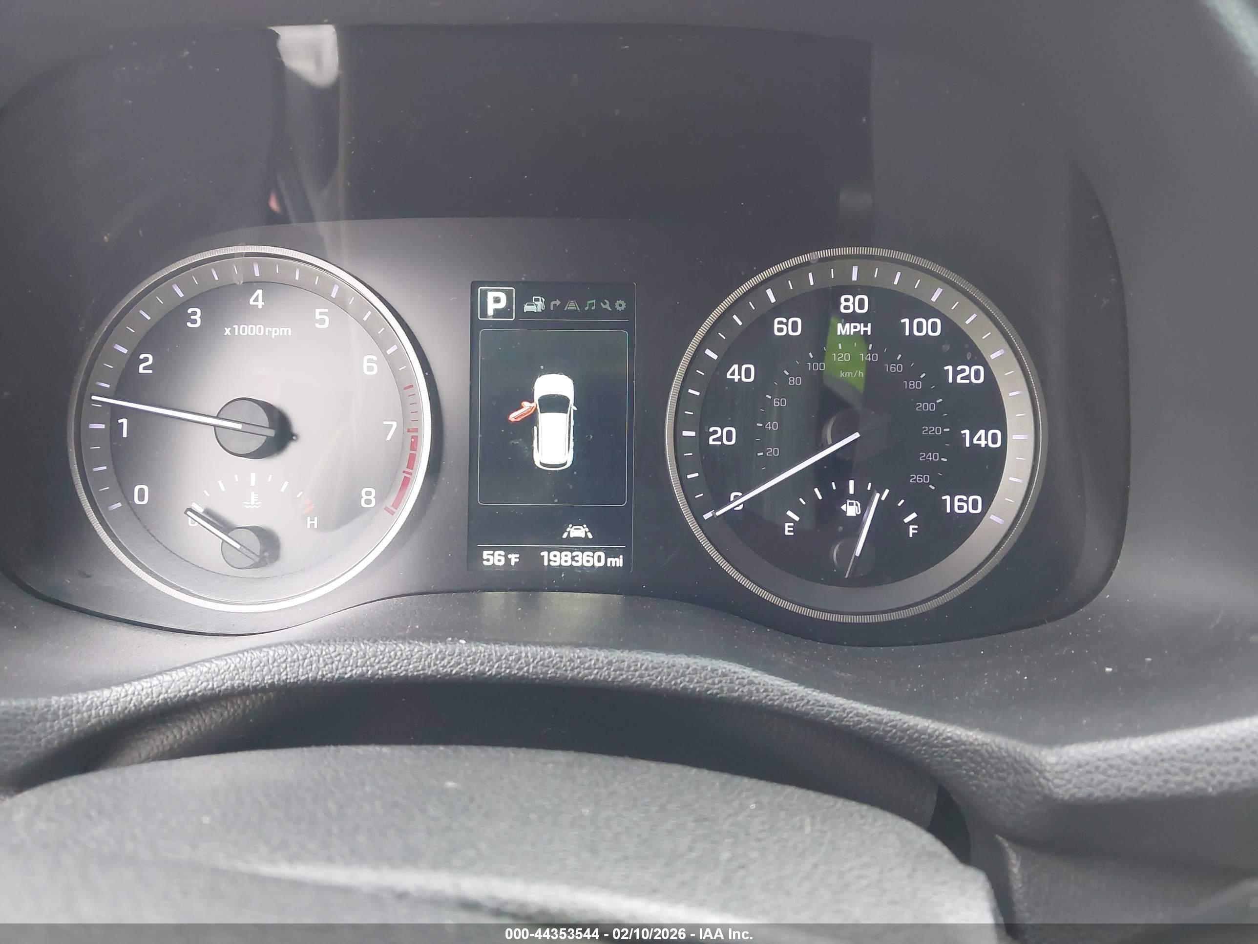HYUNDAI TUCSON image 7