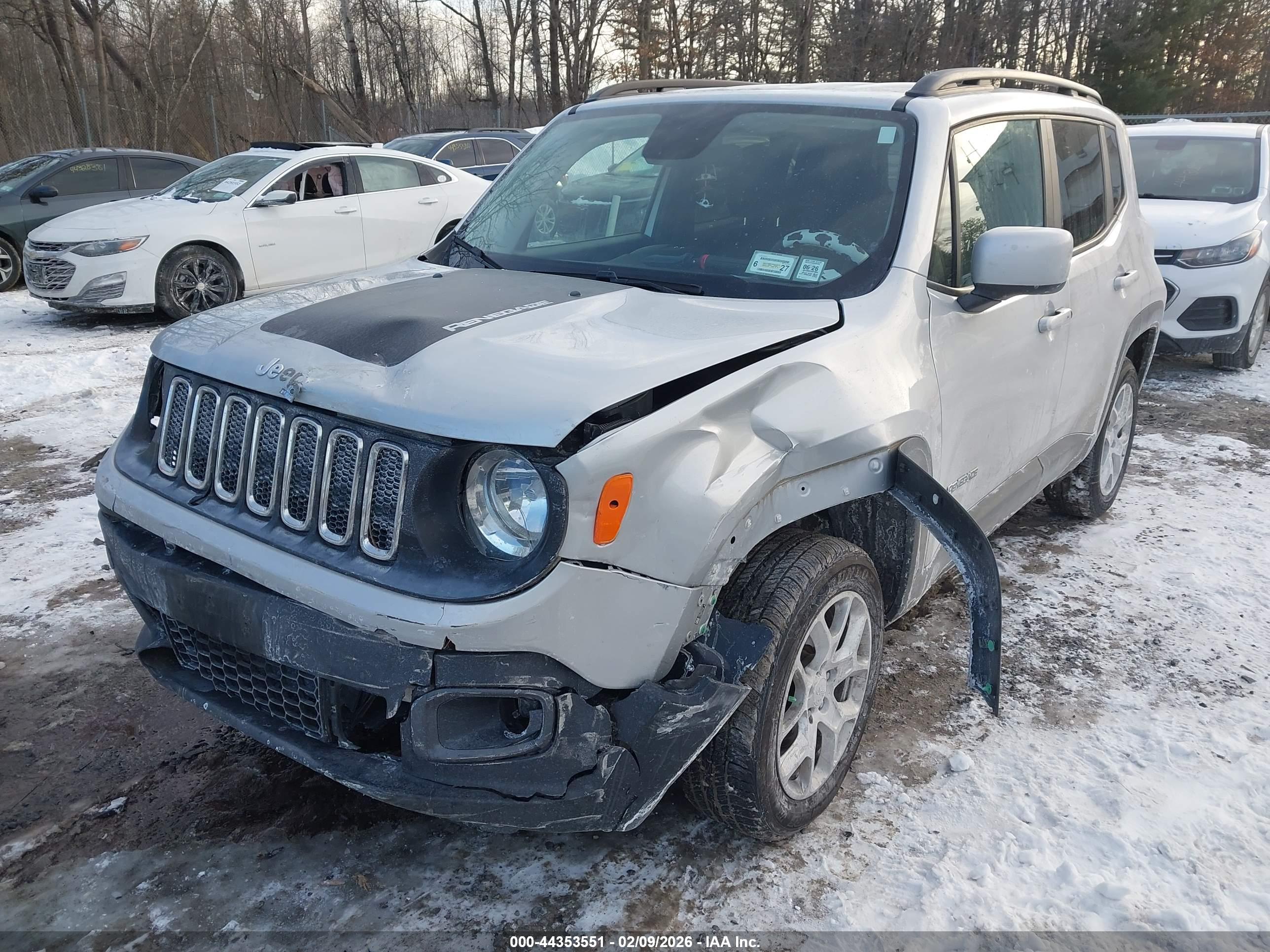 JEEP RENEGADE image 6