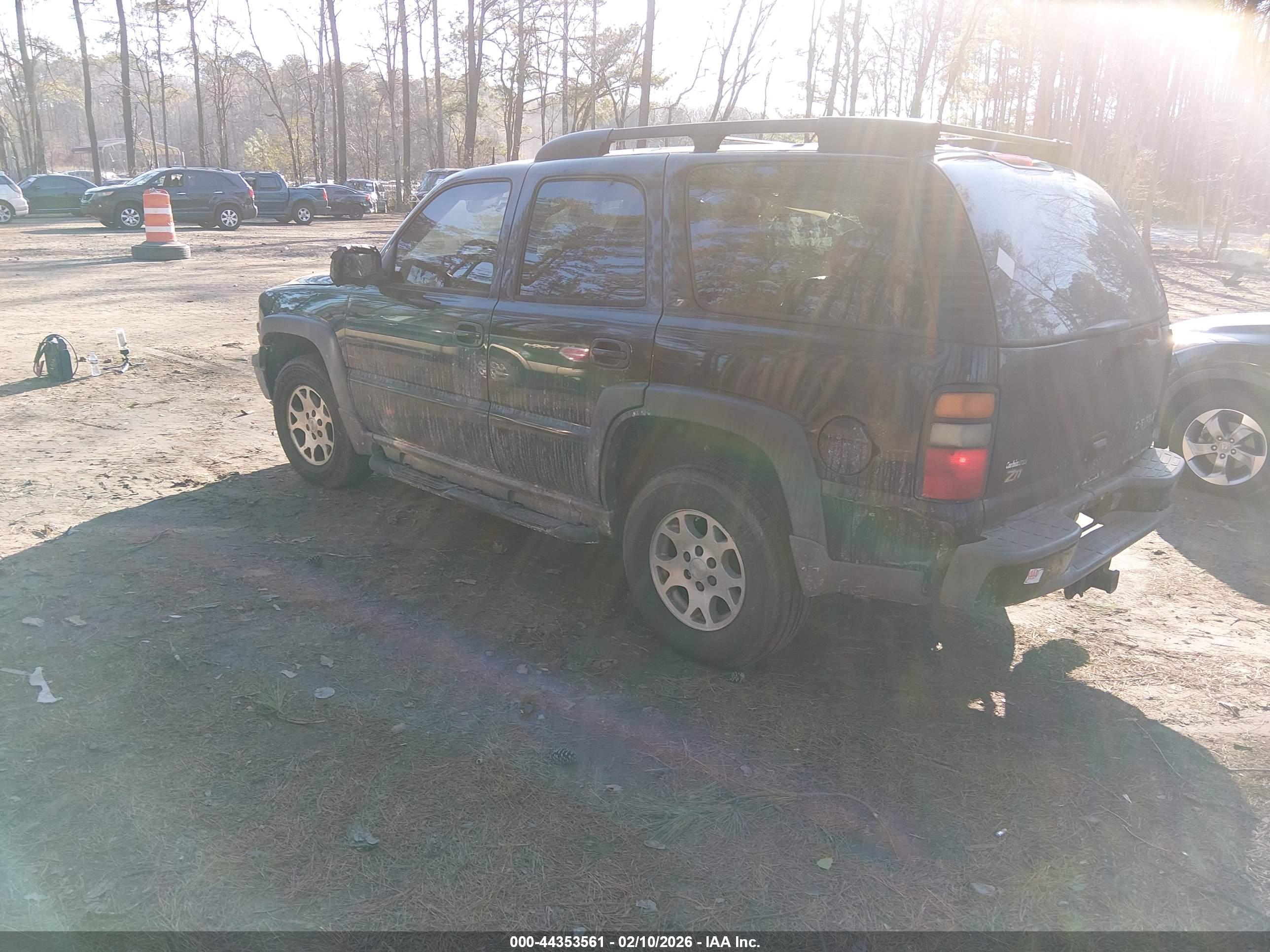 CHEVROLET TAHOE image 3