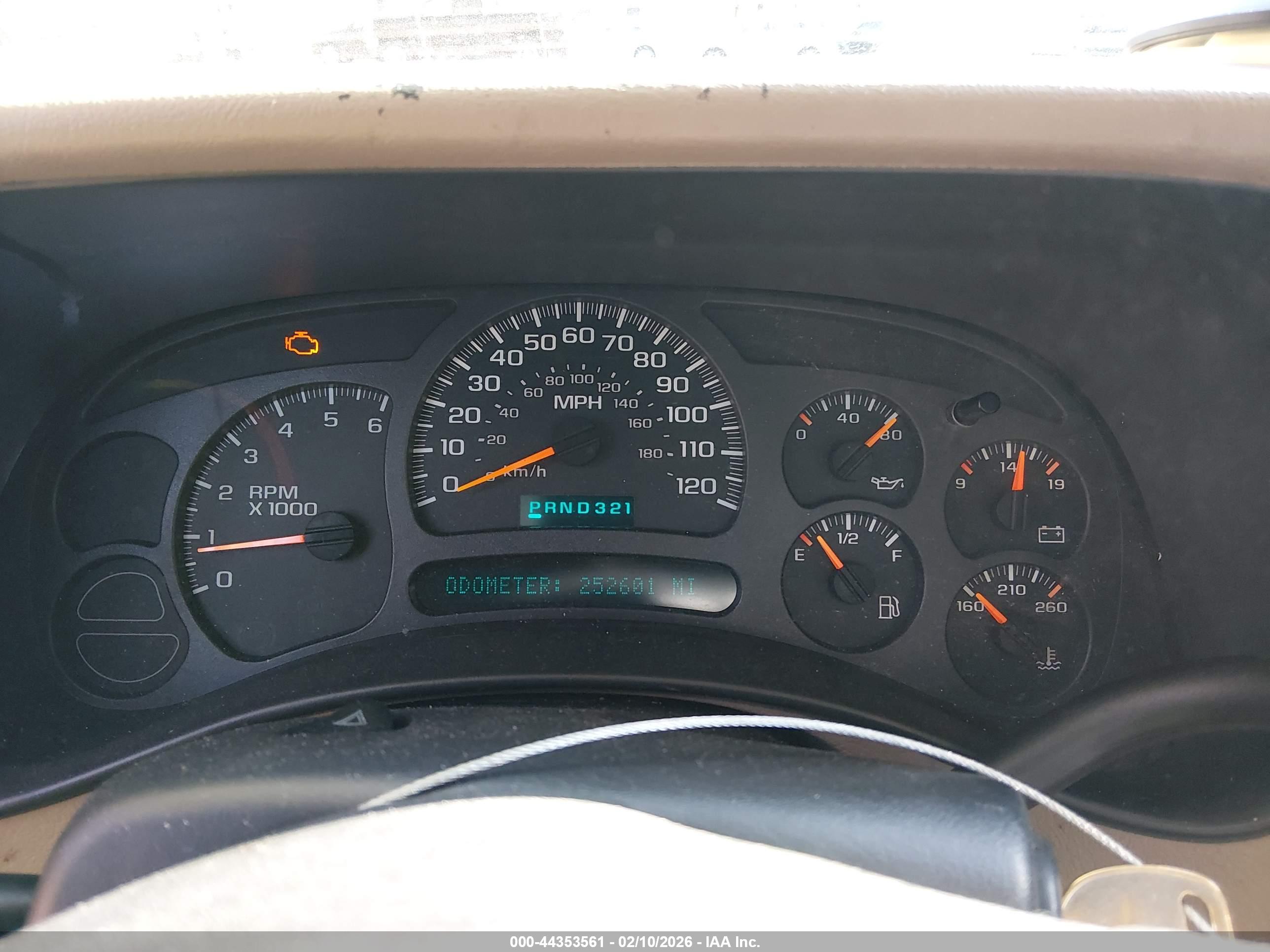 CHEVROLET TAHOE image 7