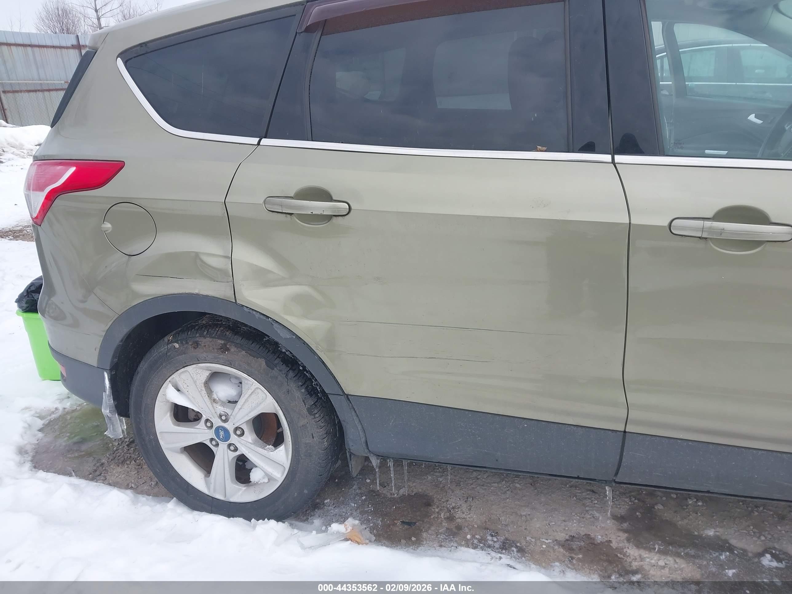 FORD ESCAPE image 6