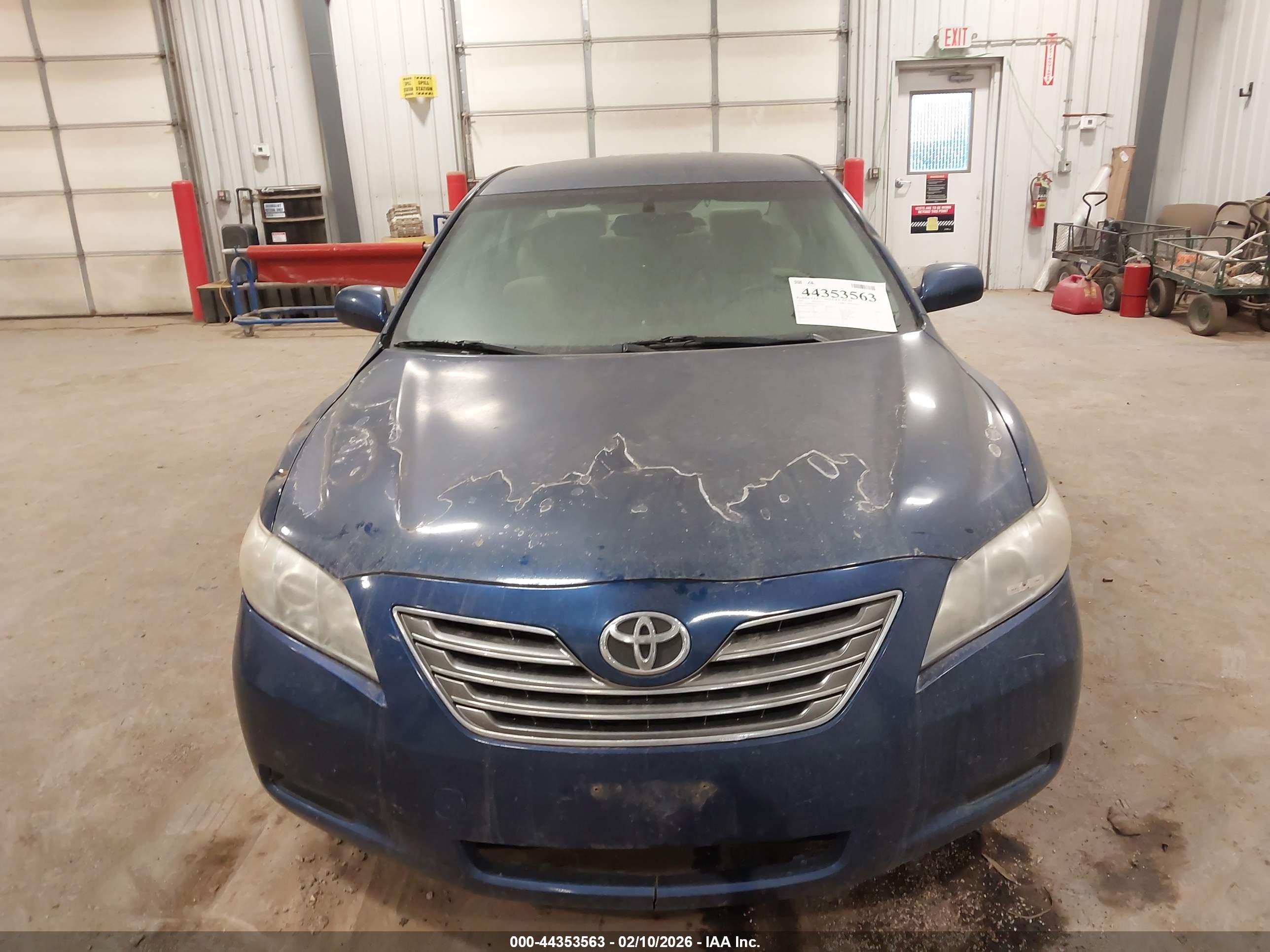 TOYOTA CAMRY image 6