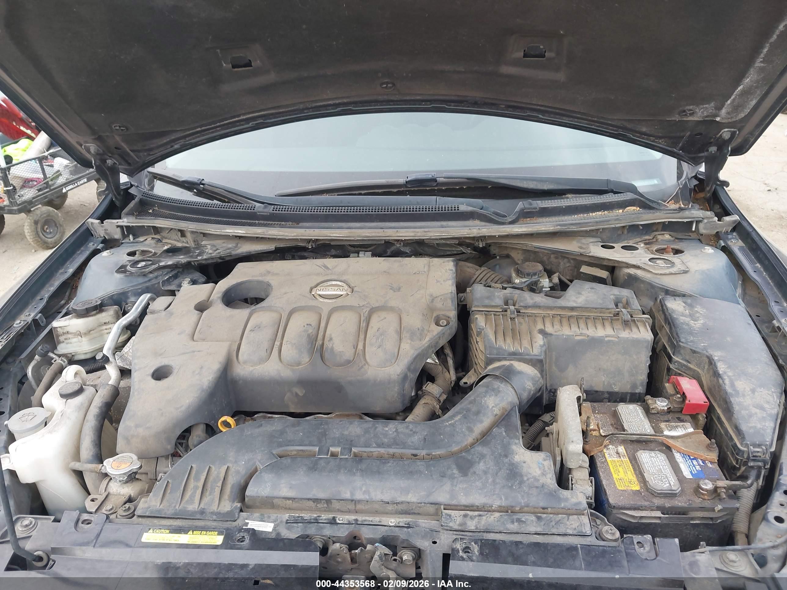 NISSAN ALTIMA image 10