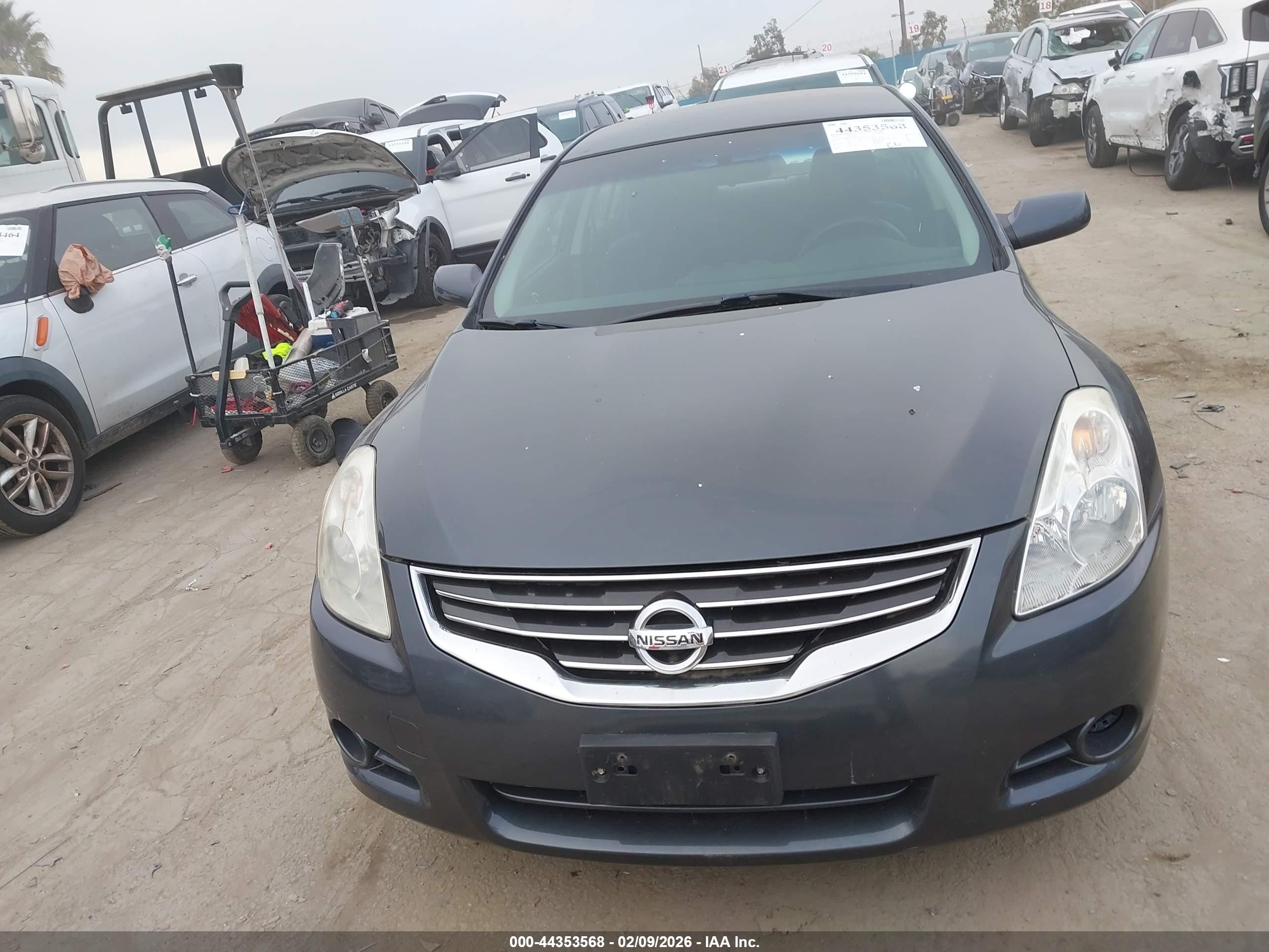 NISSAN ALTIMA image 6