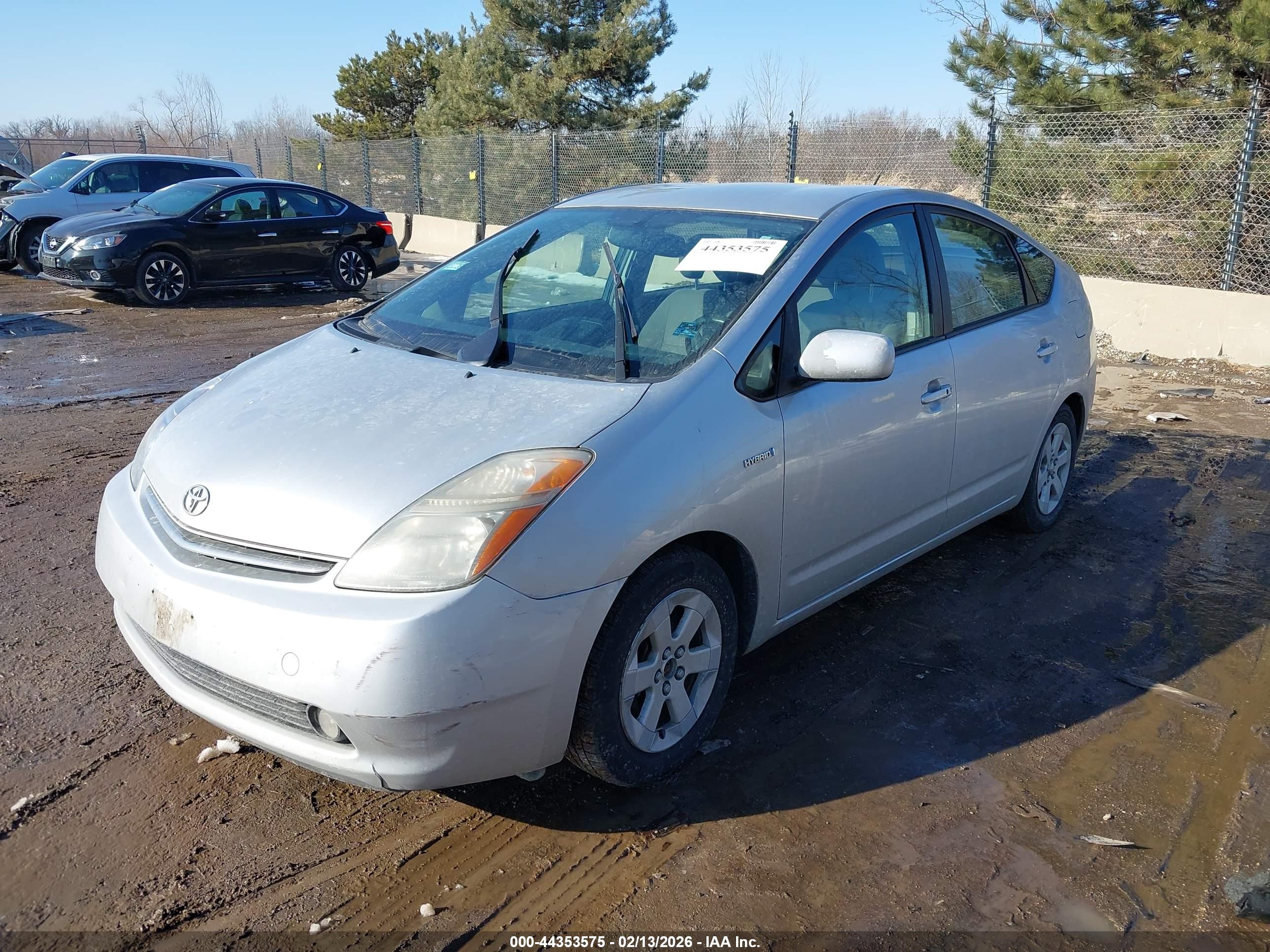 TOYOTA PRIUS image 2
