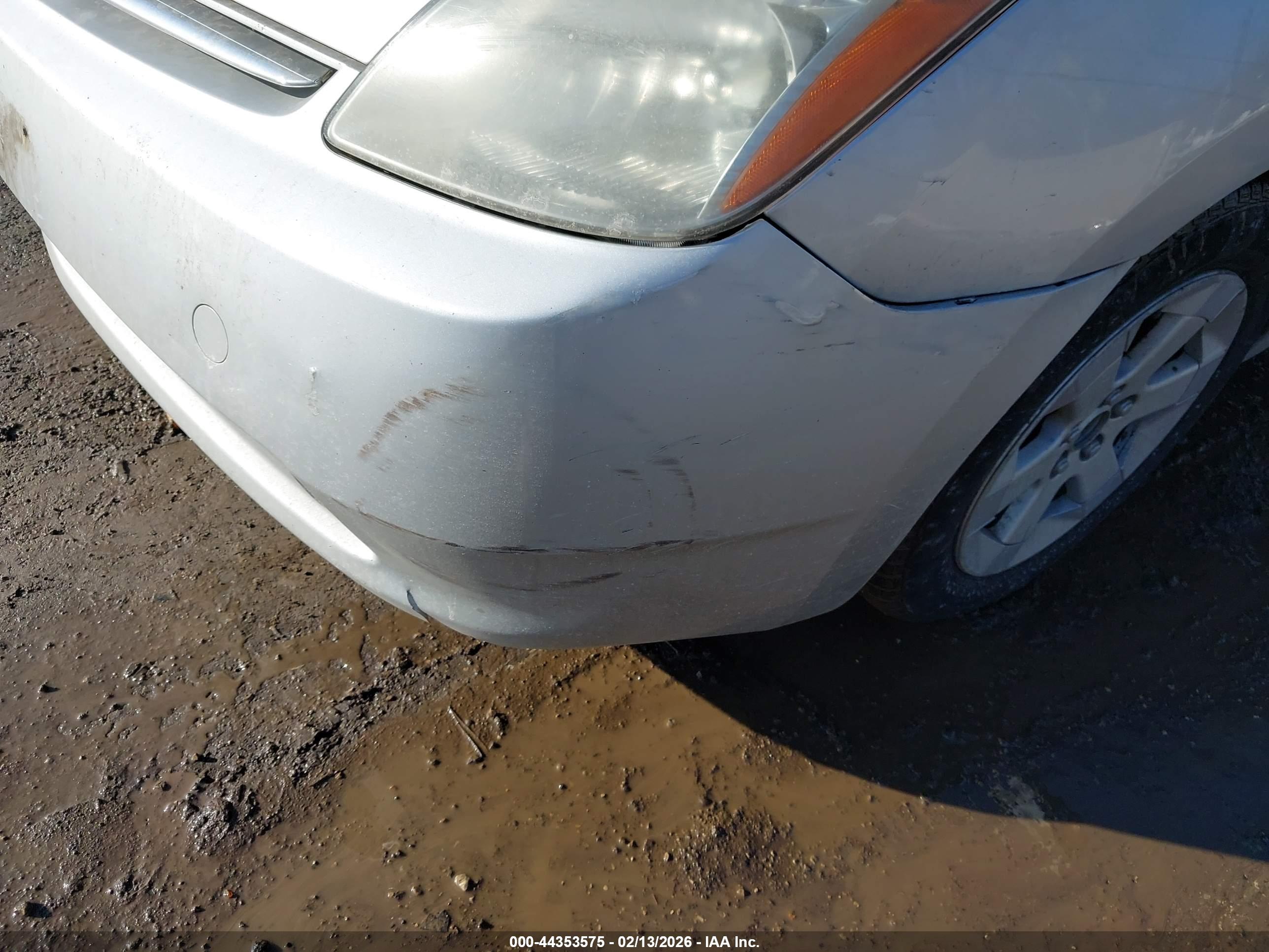 TOYOTA PRIUS image 6