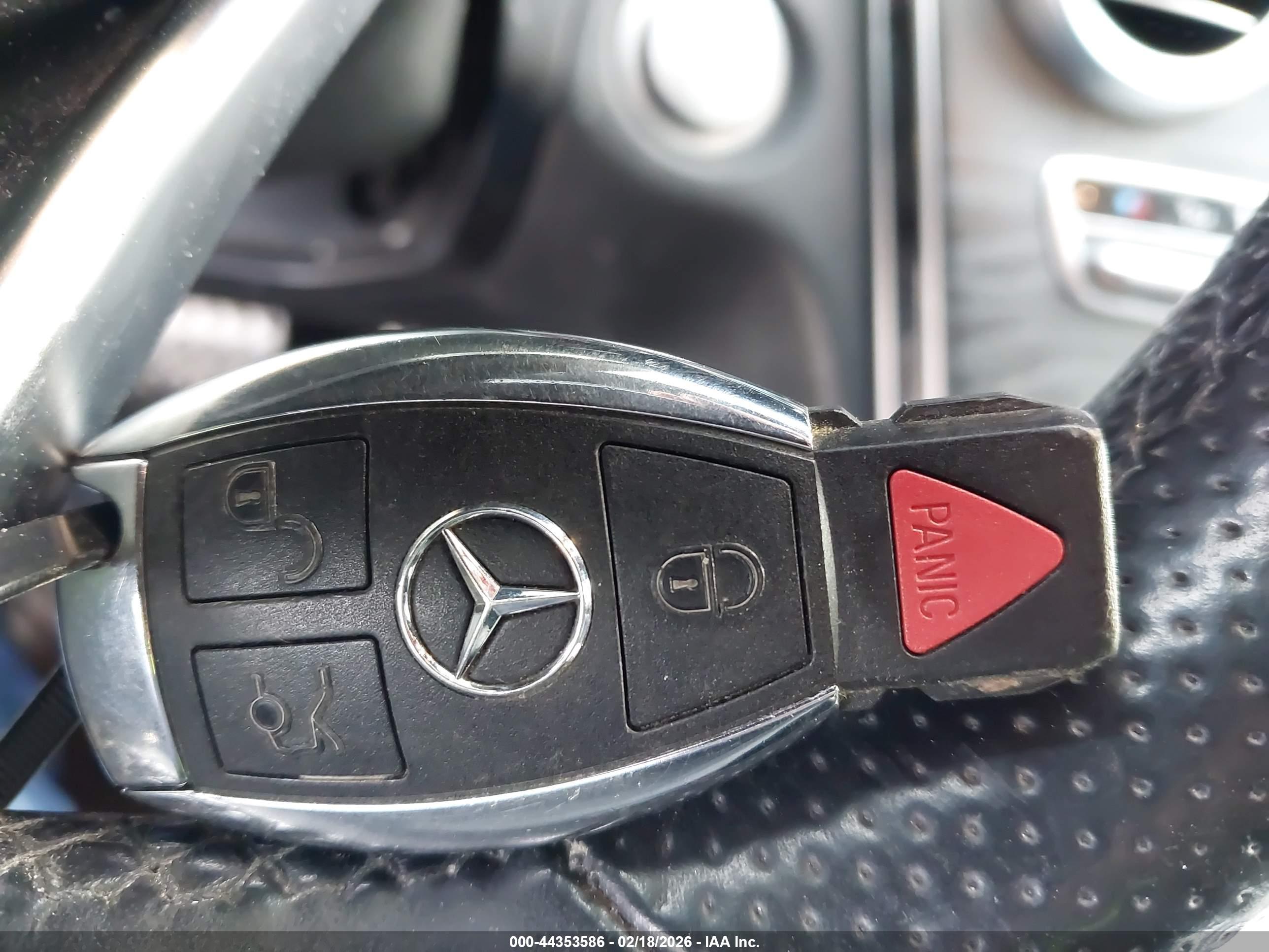 MERCEDES-BENZ C image 11