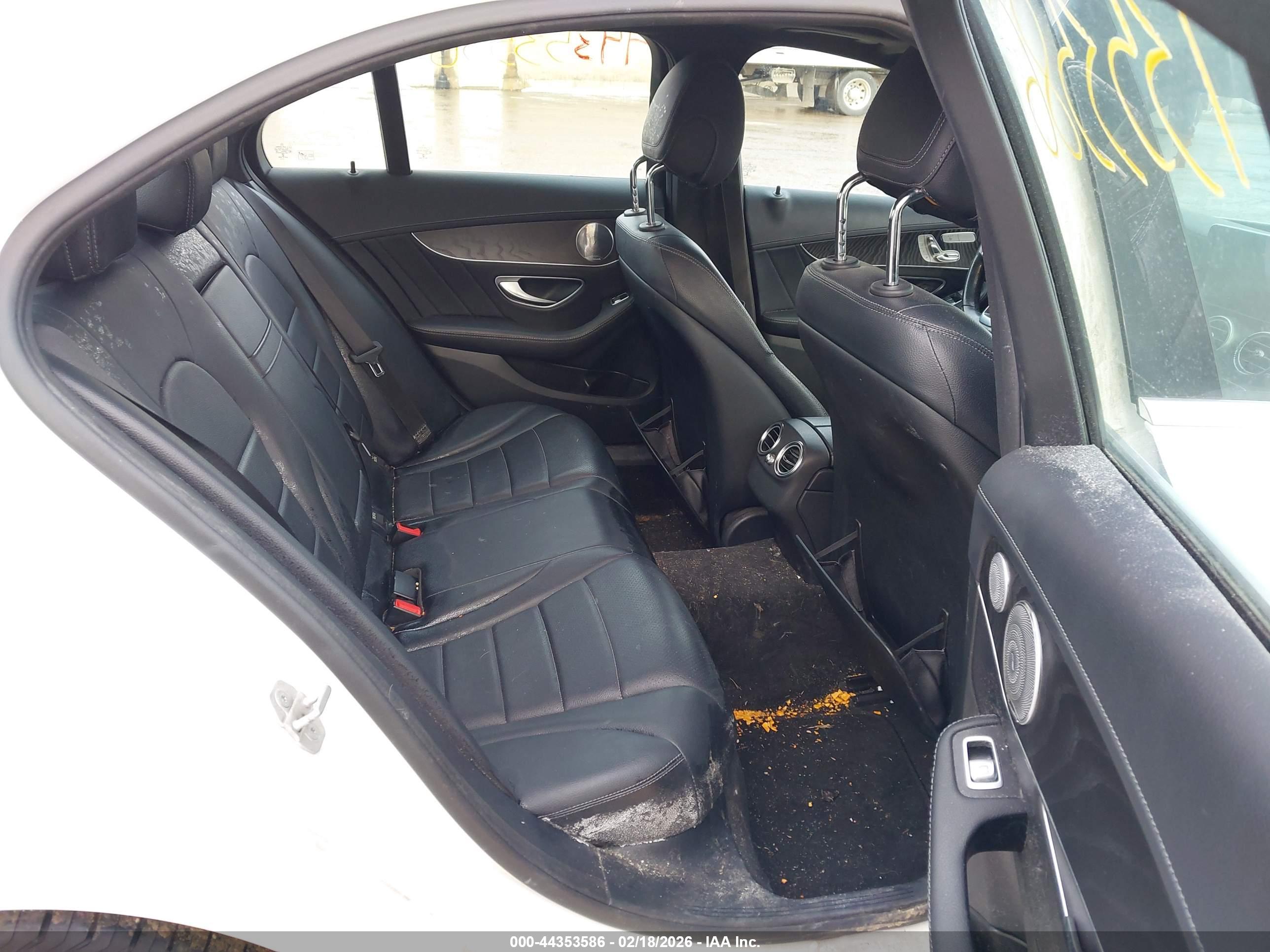 MERCEDES-BENZ C image 8
