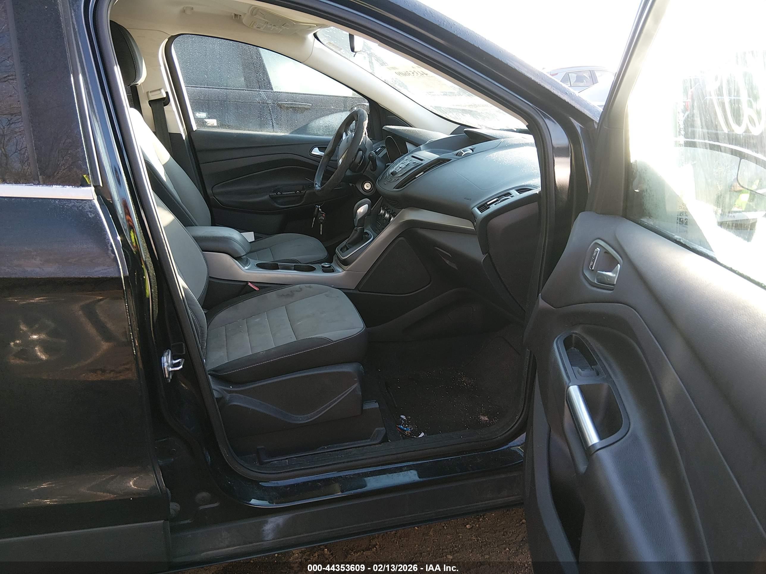 FORD ESCAPE image 5