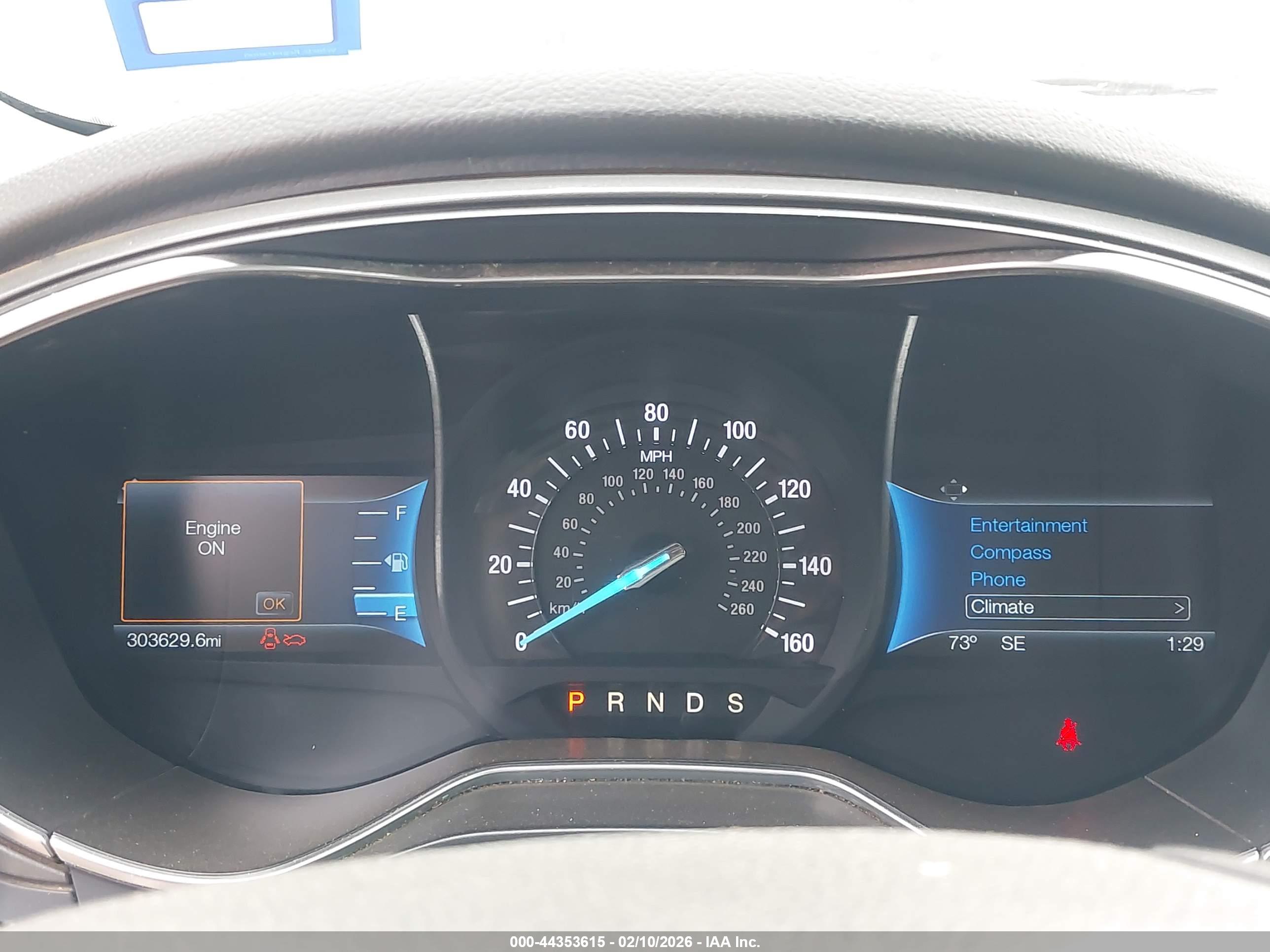 FORD FUSION image 7