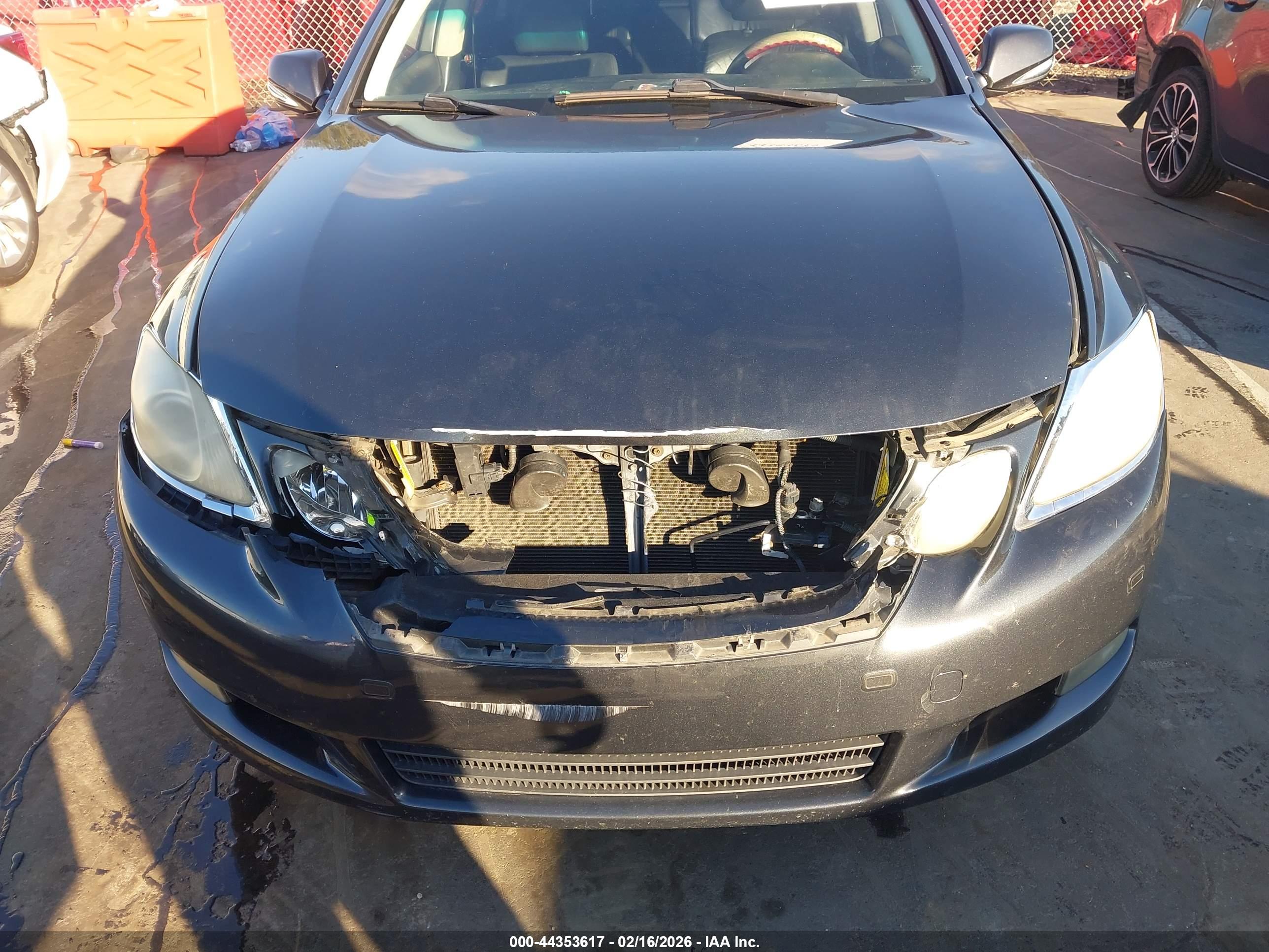 LEXUS GS image 6