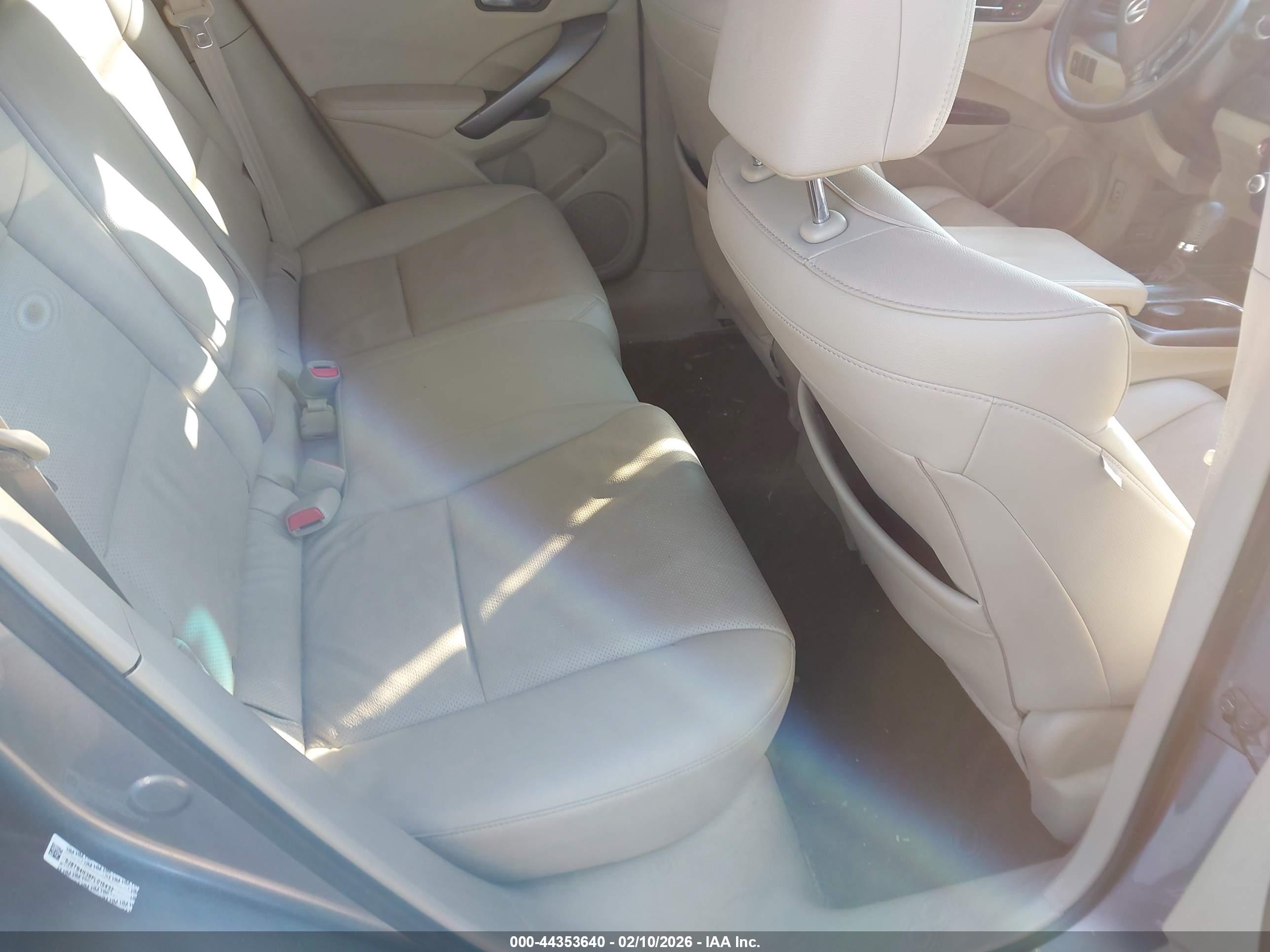 ACURA RDX image 8