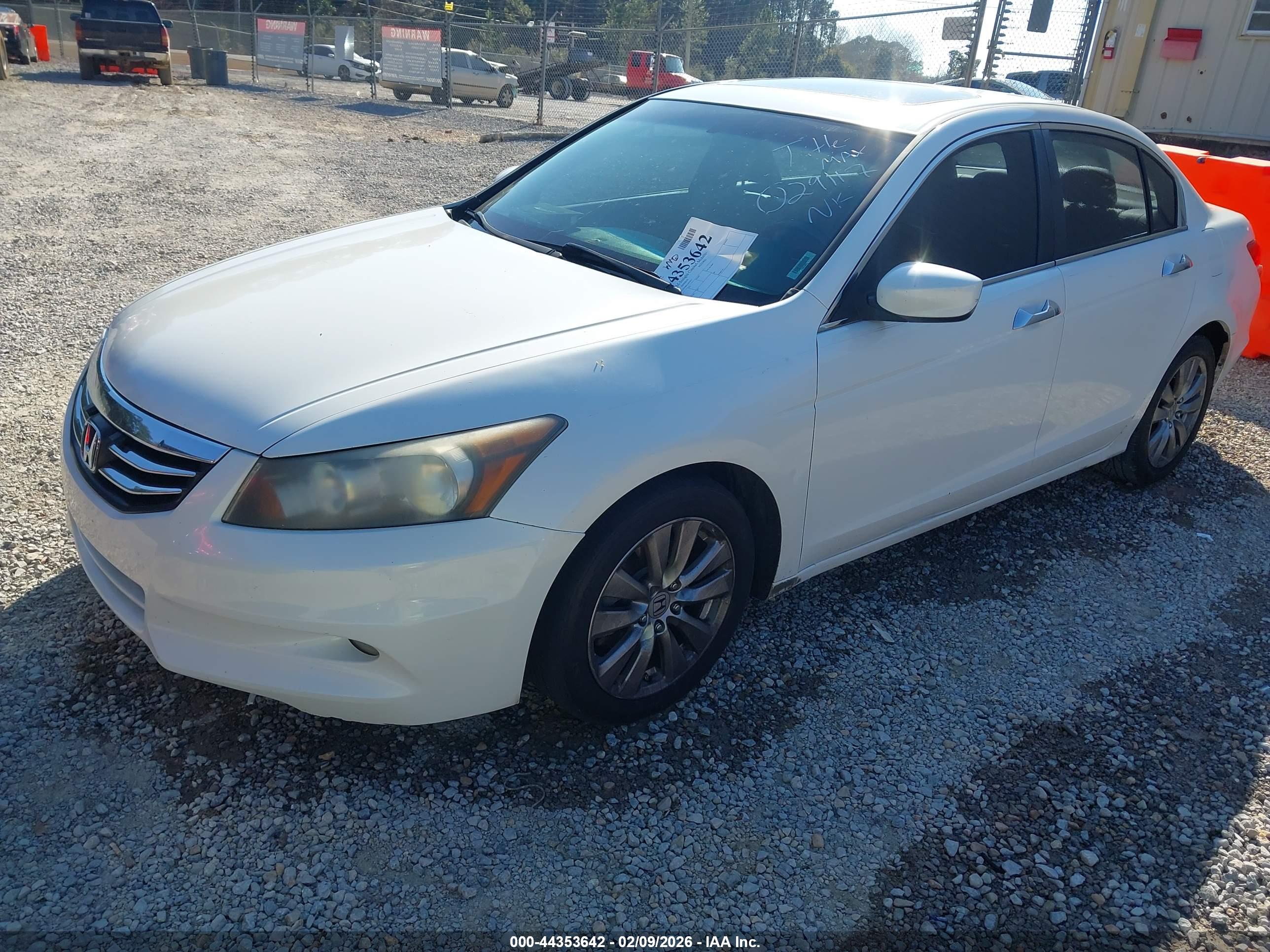 HONDA ACCORD image 2