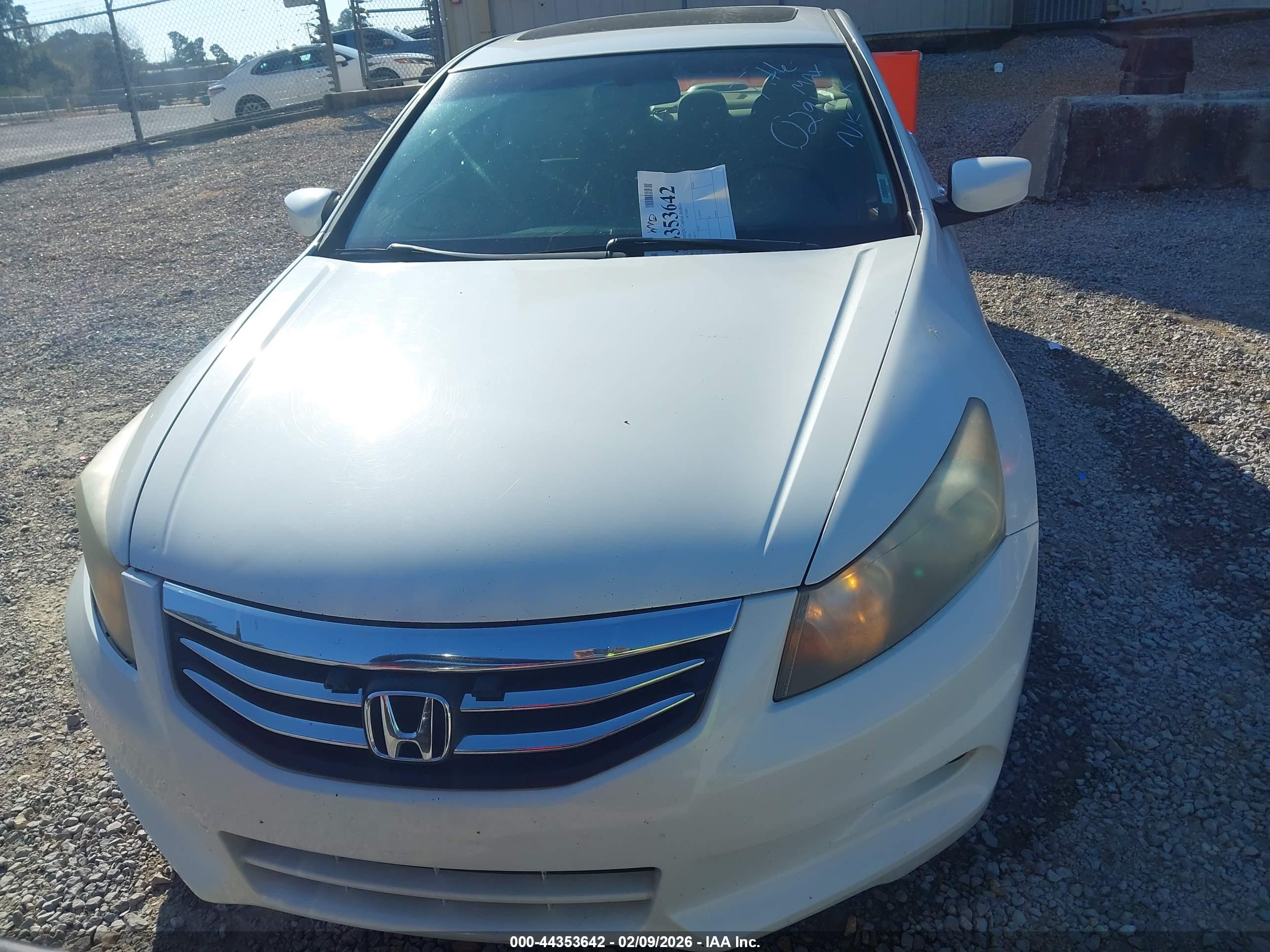 HONDA ACCORD image 6