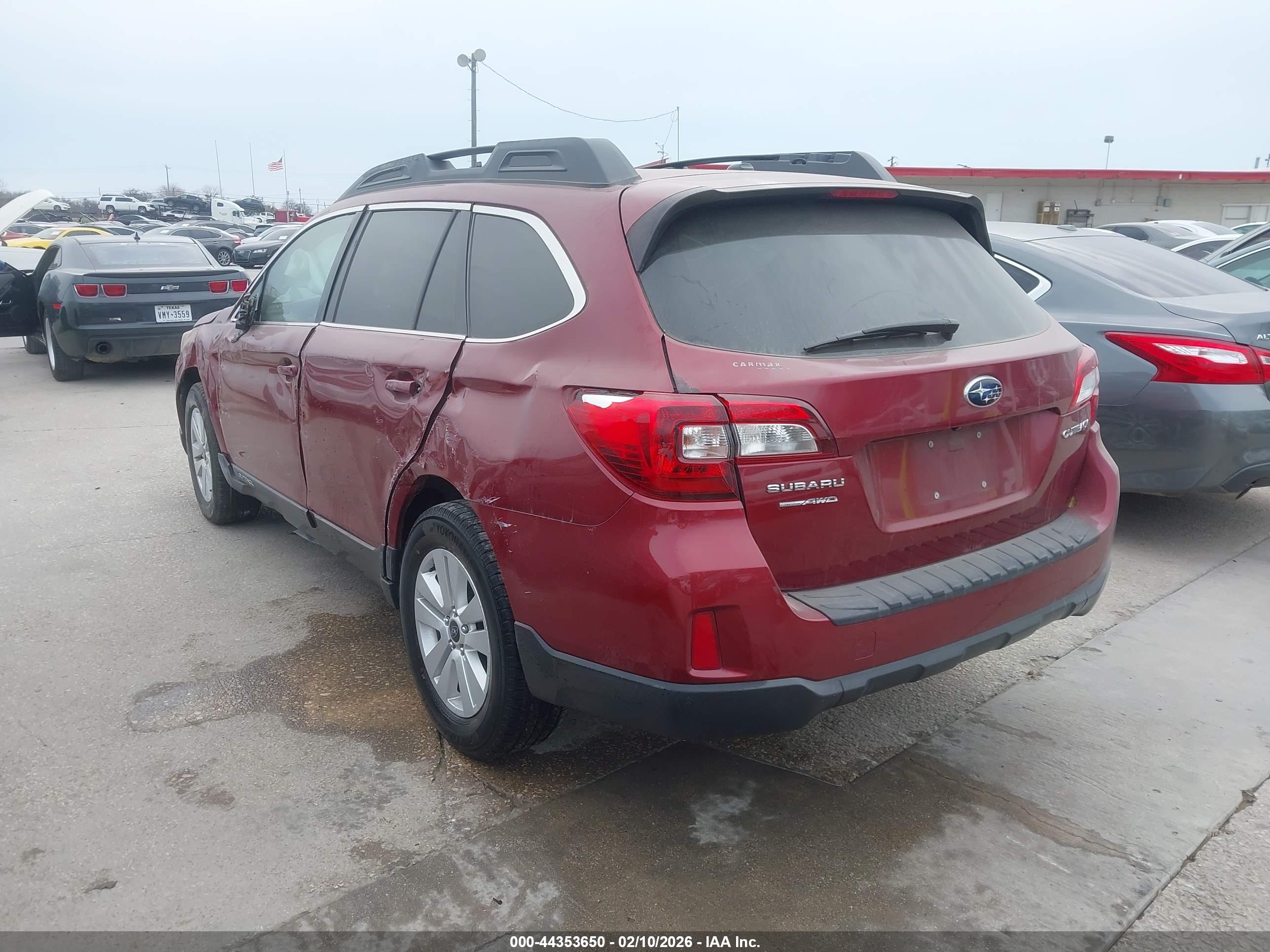 SUBARU OUTBACK image 3