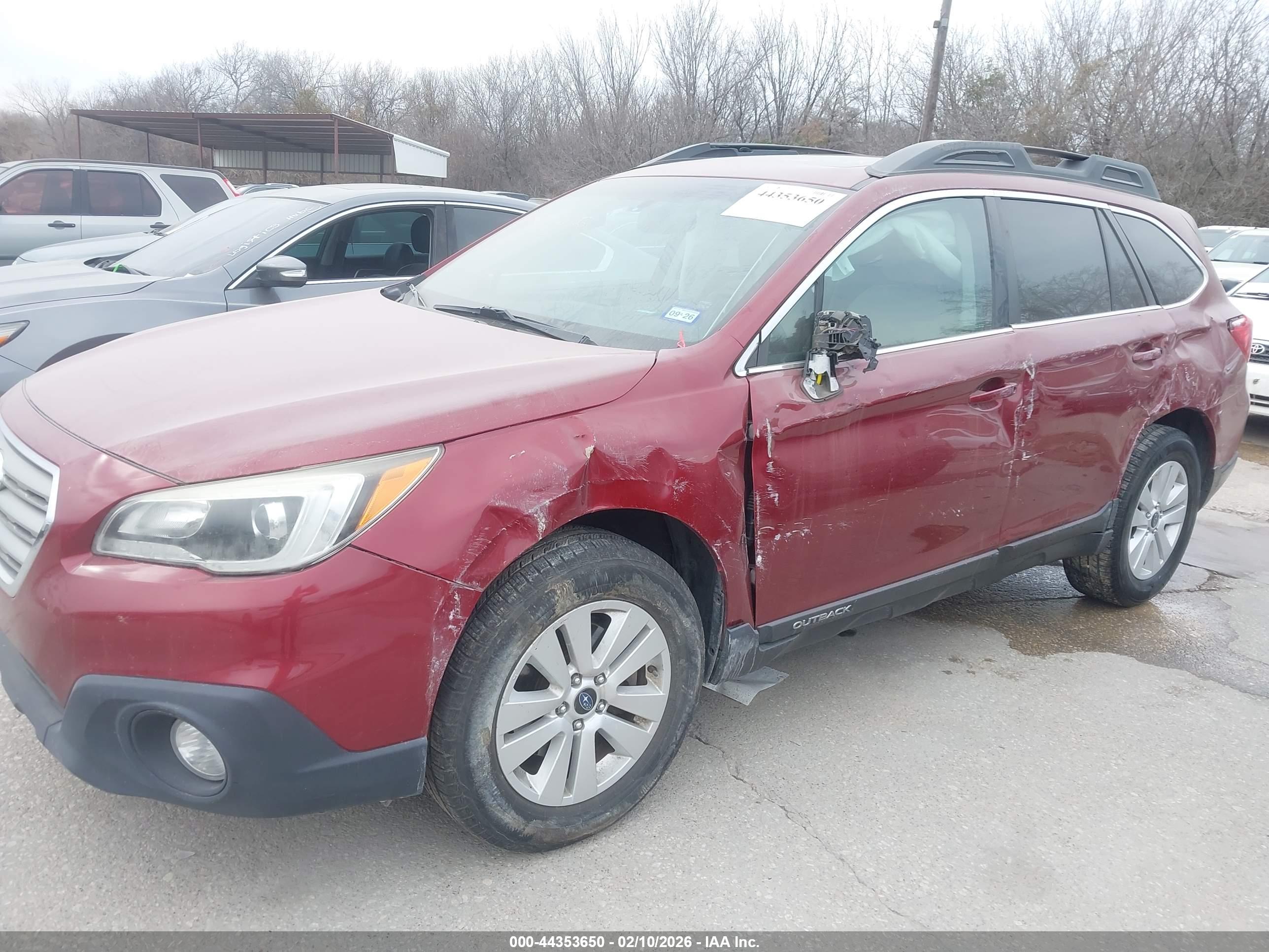 SUBARU OUTBACK image 6