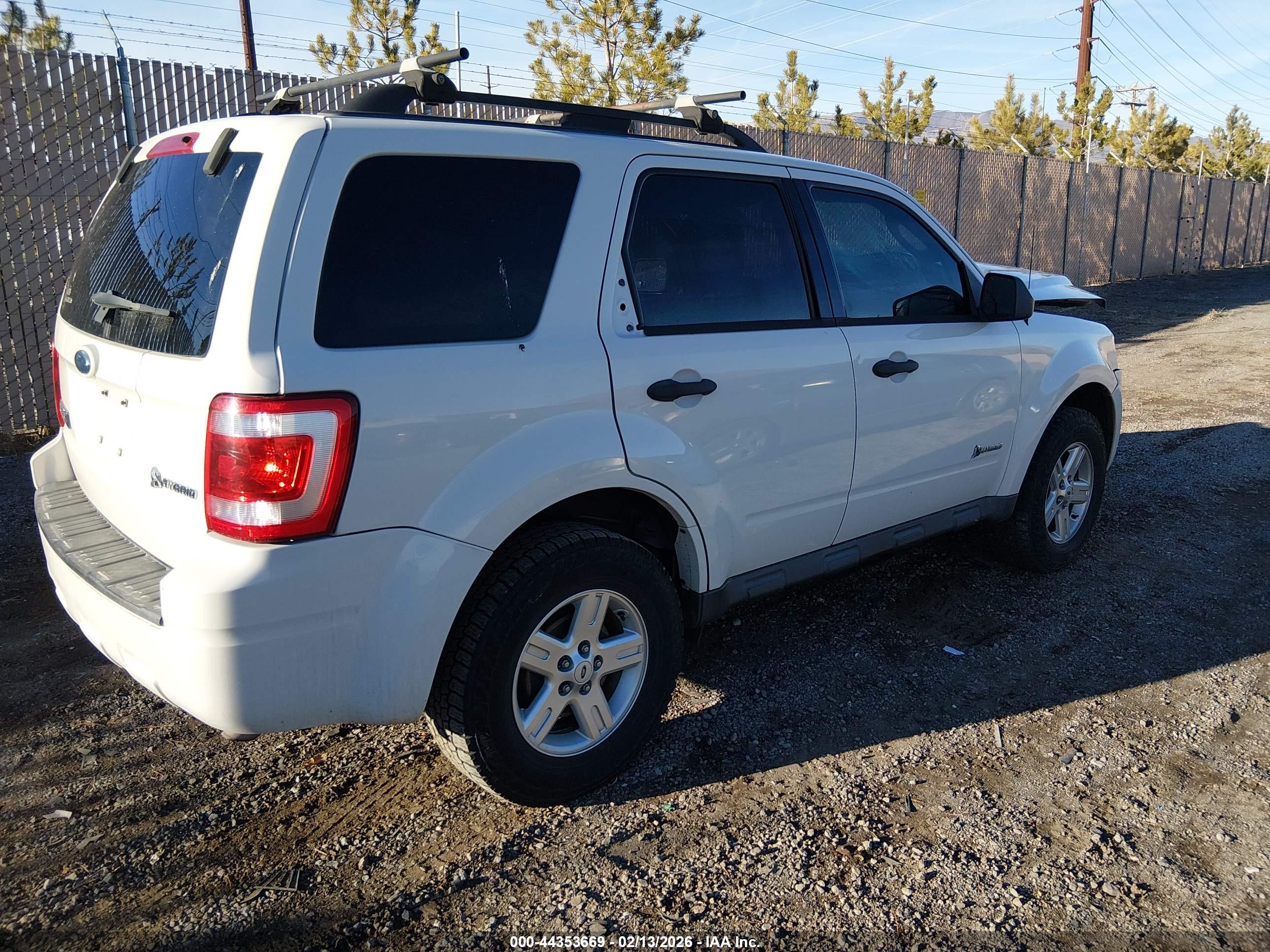 FORD ESCAPE image 4