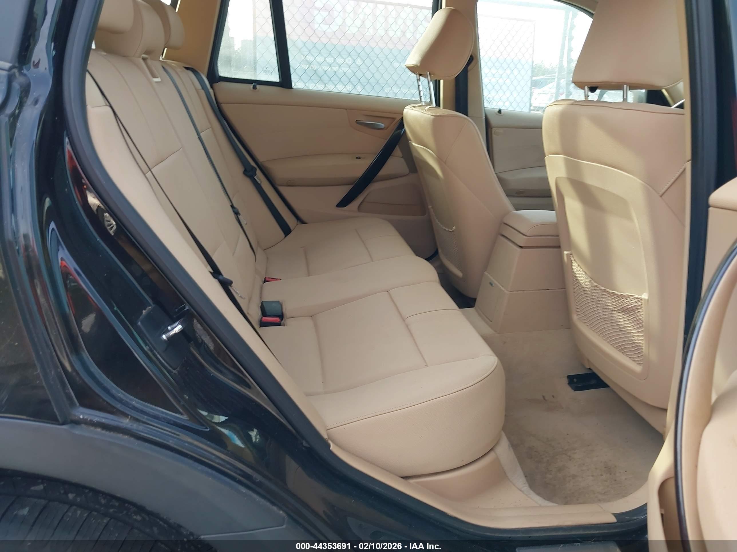 BMW X3 image 8