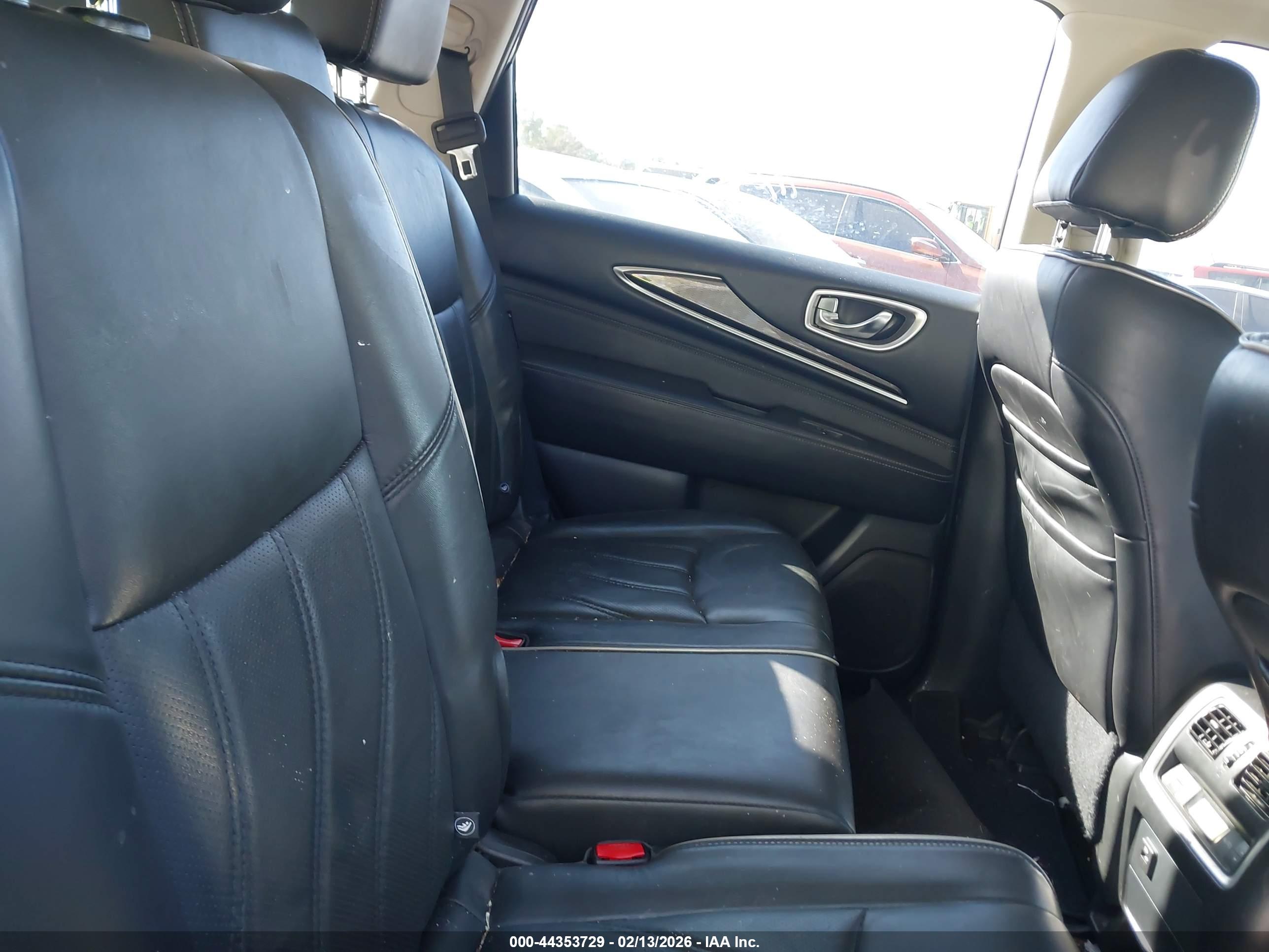 INFINITI QX60 image 8