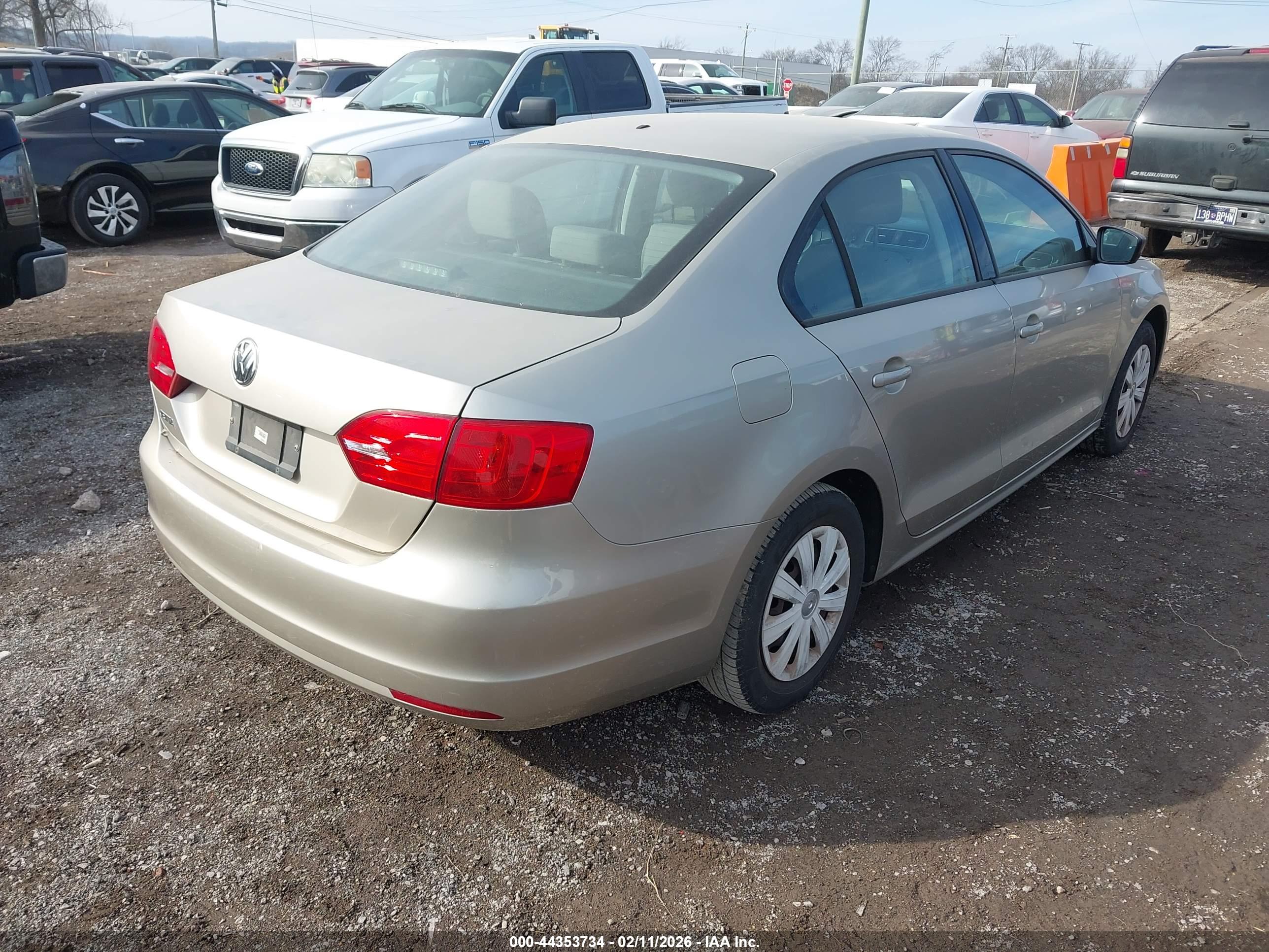 VOLKSWAGEN JETTA image 4
