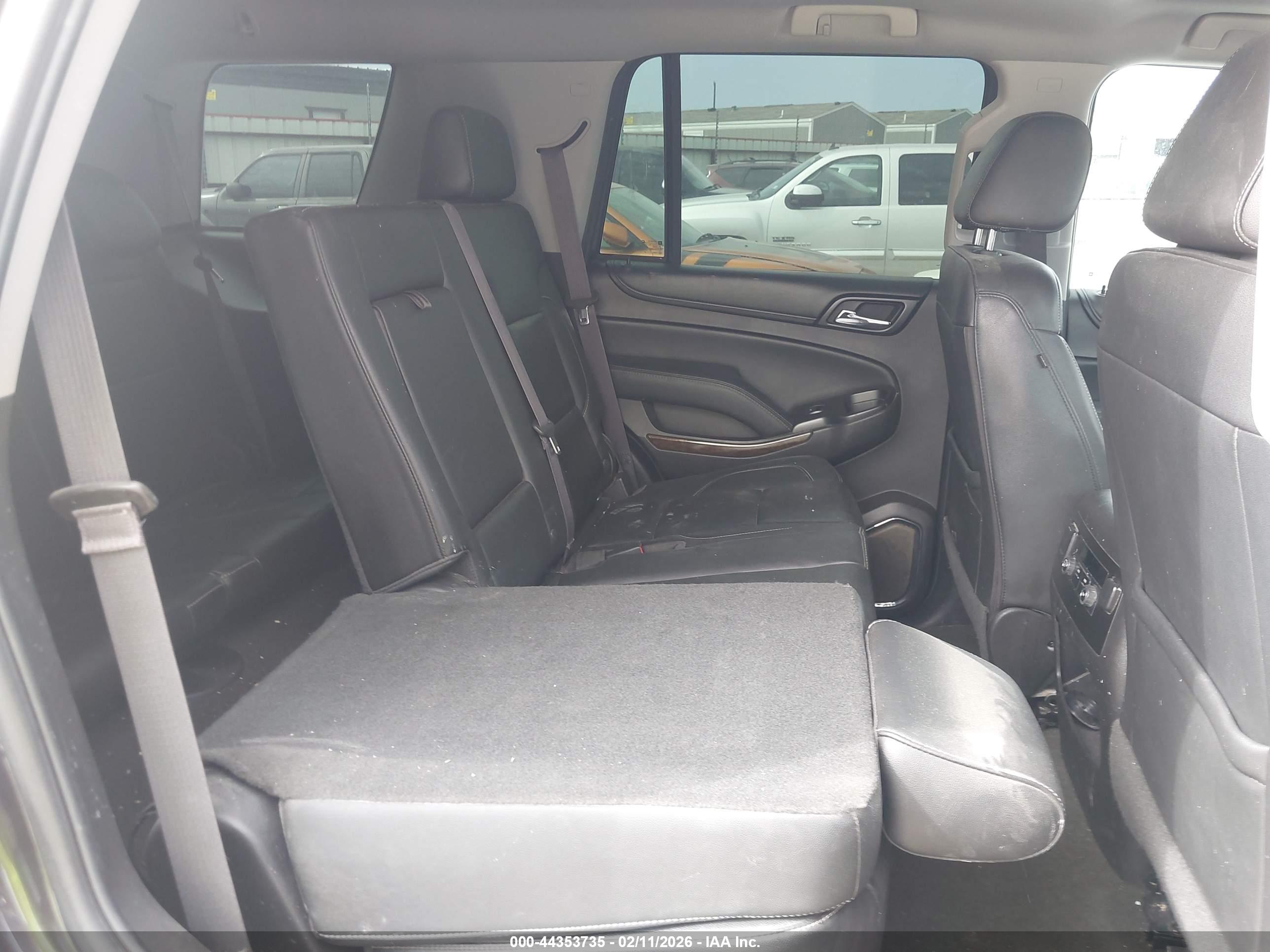 CHEVROLET TAHOE image 8