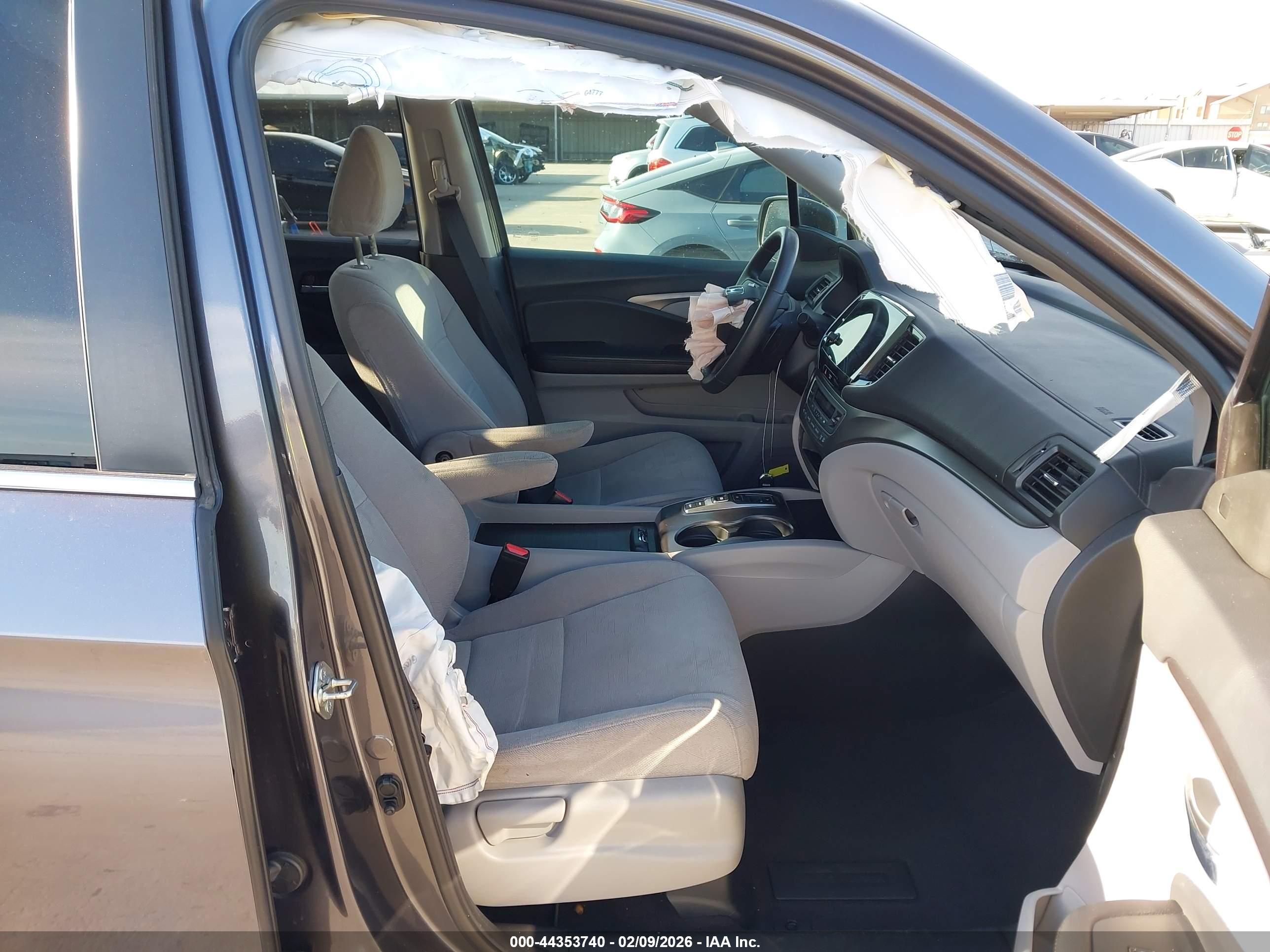 HONDA PILOT image 5