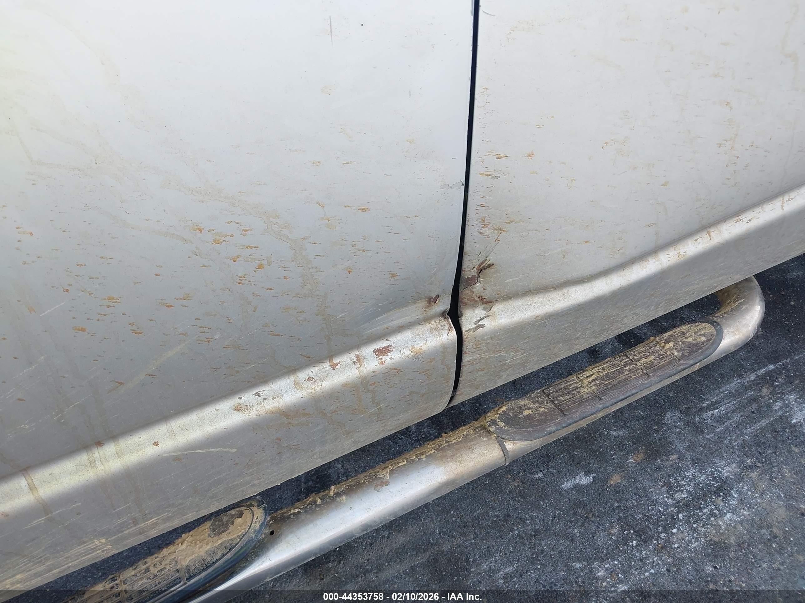 DODGE RAM image 6