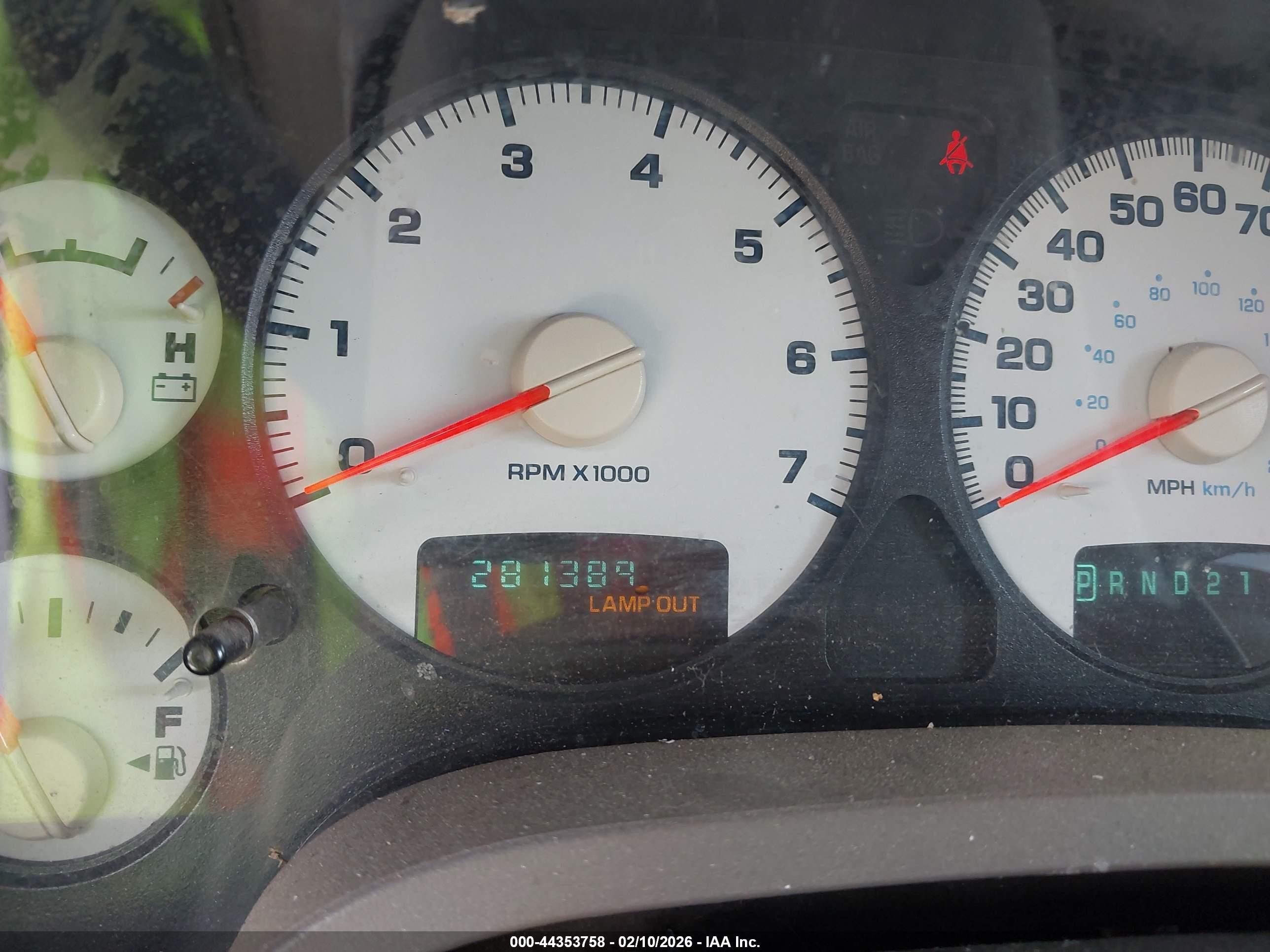 DODGE RAM image 7