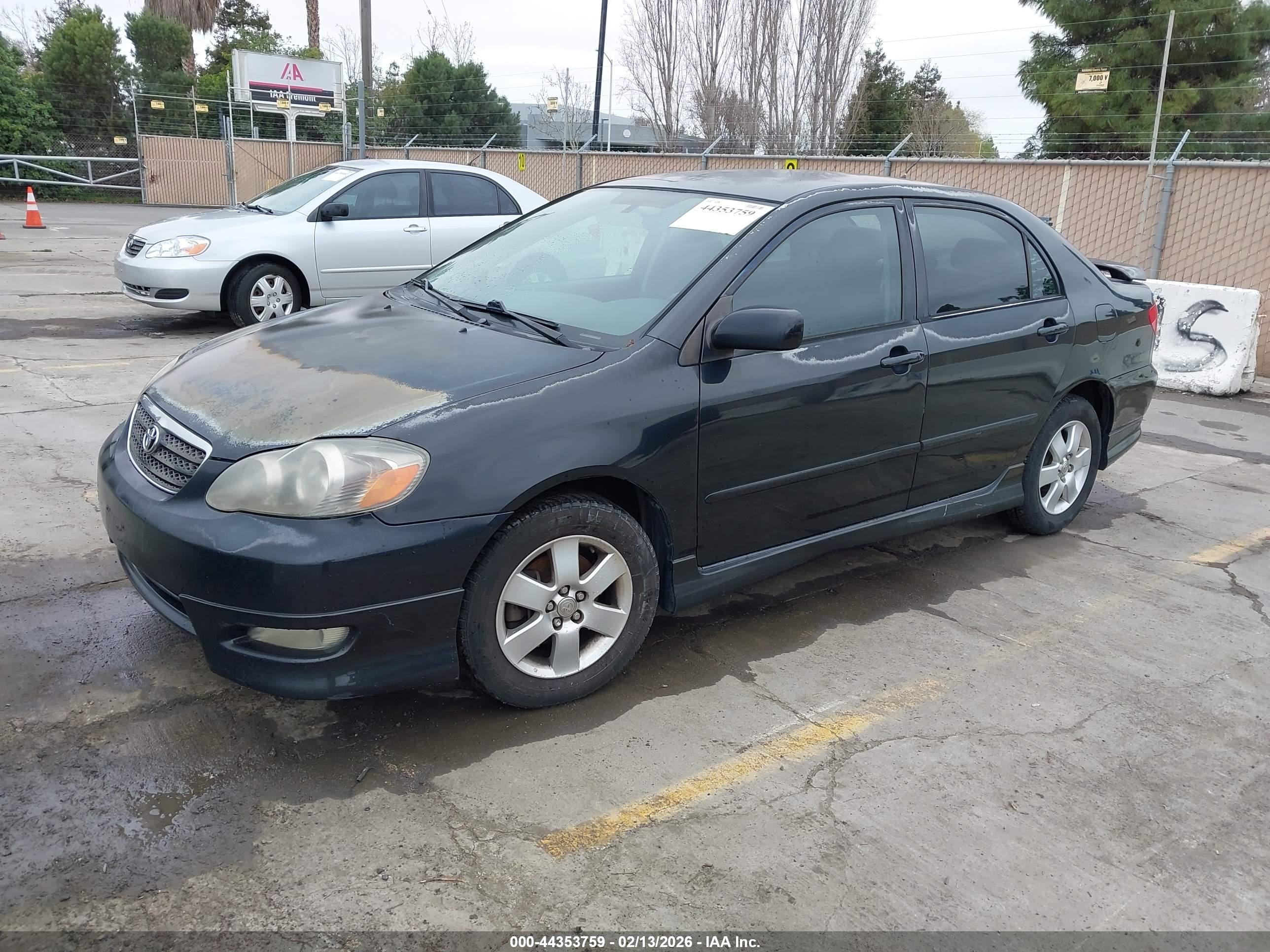 TOYOTA COROLLA image 2