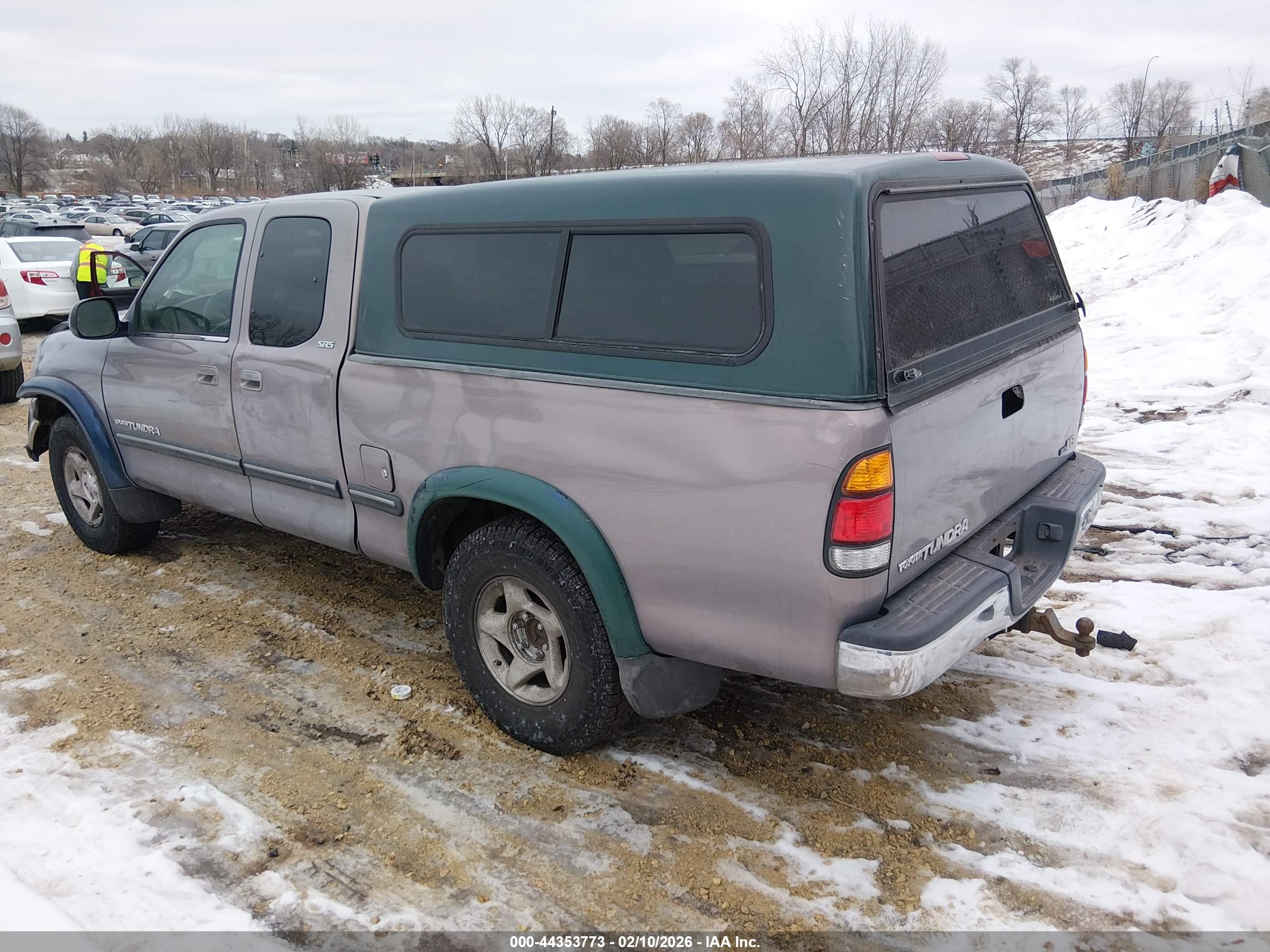 TOYOTA TUNDRA image 3