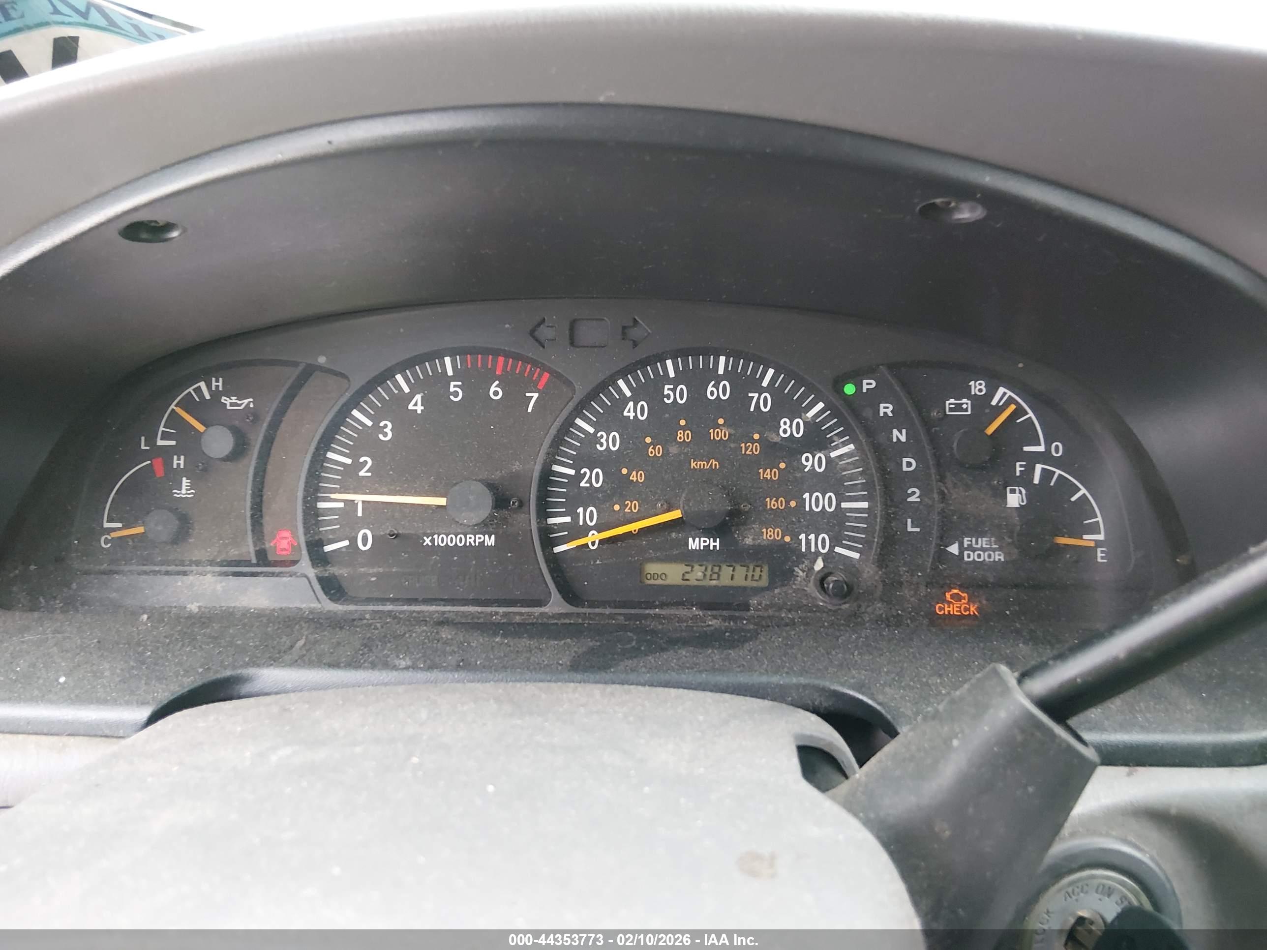 TOYOTA TUNDRA image 7