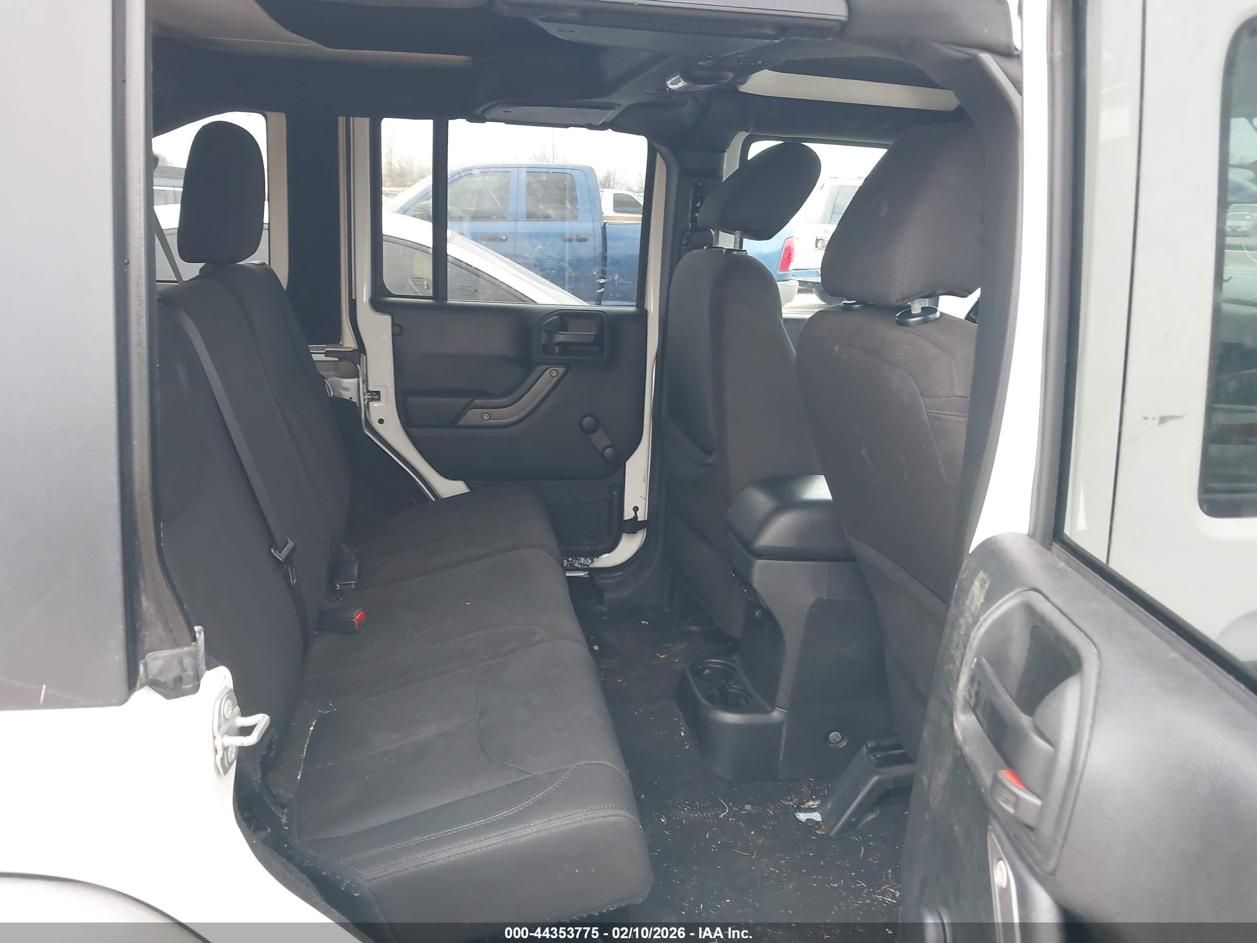 JEEP WRANGLER image 8