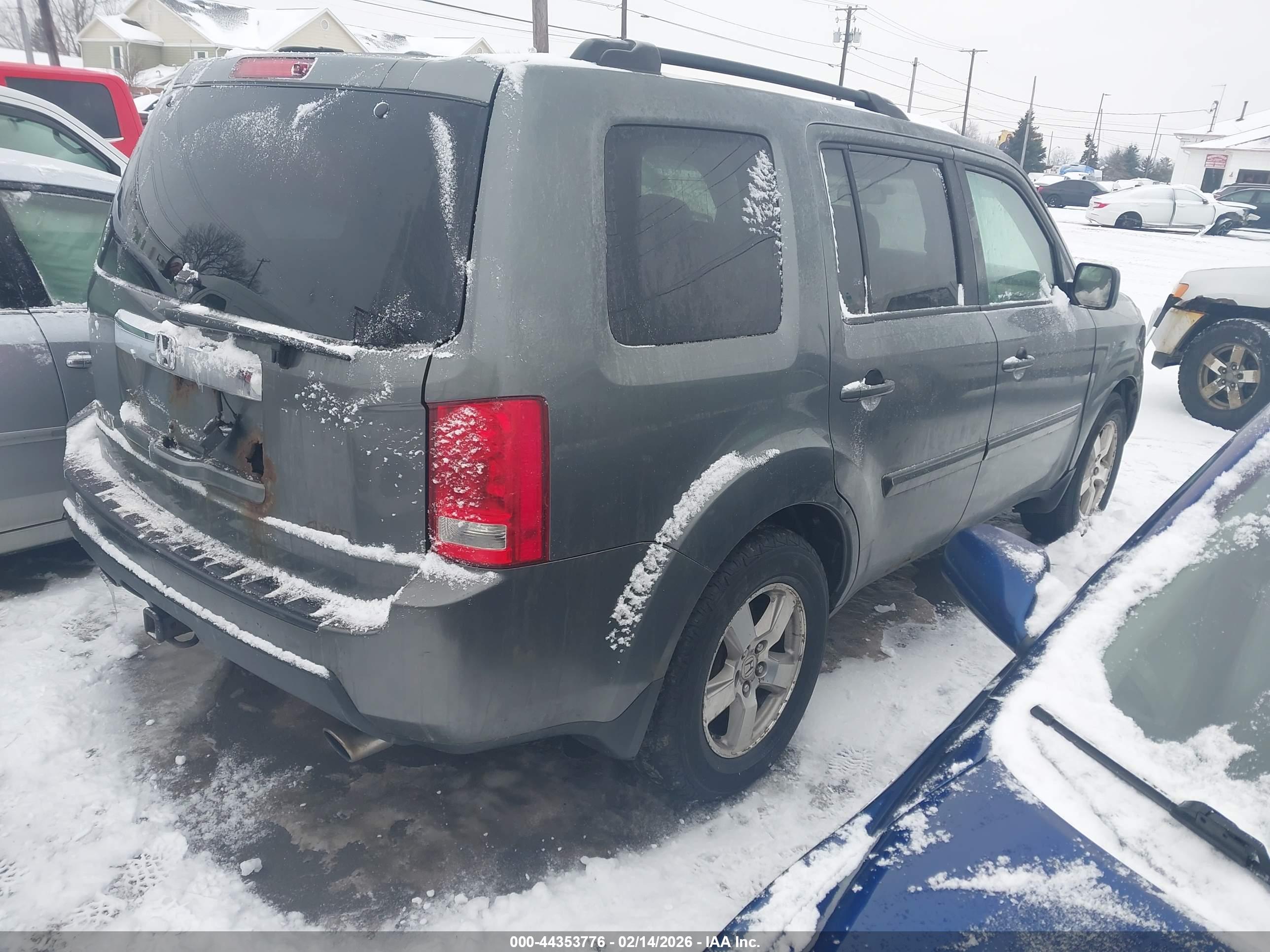 HONDA PILOT image 4
