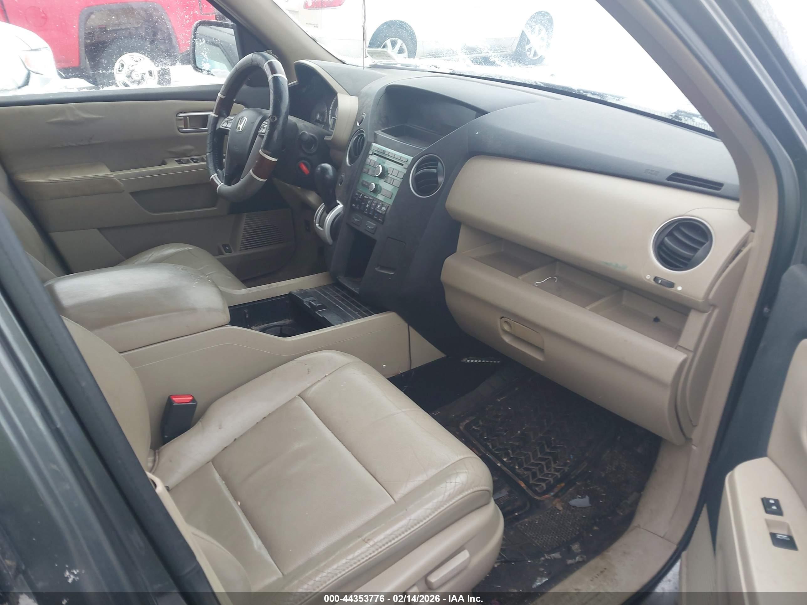 HONDA PILOT image 5
