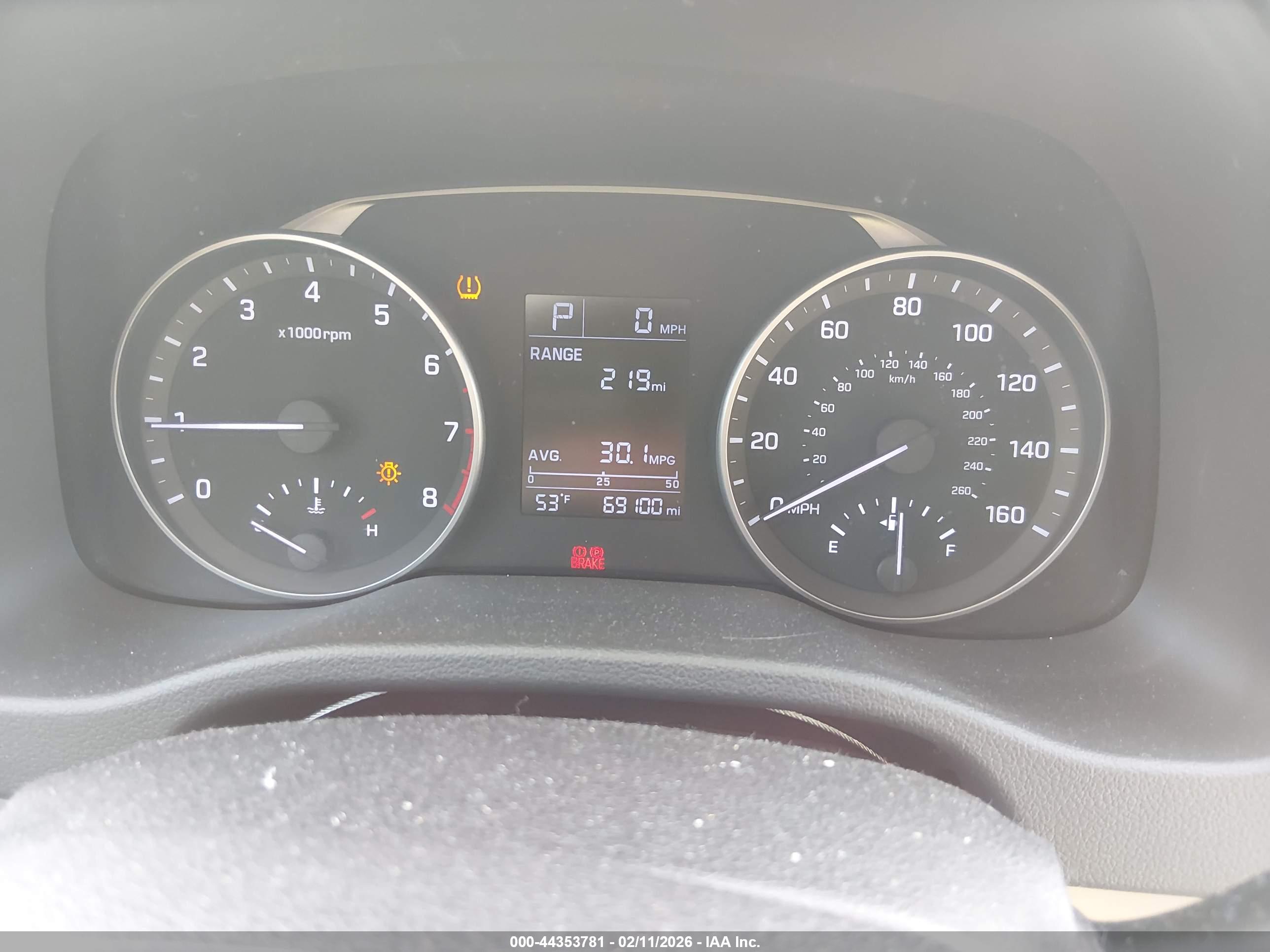 HYUNDAI ELANTRA image 7