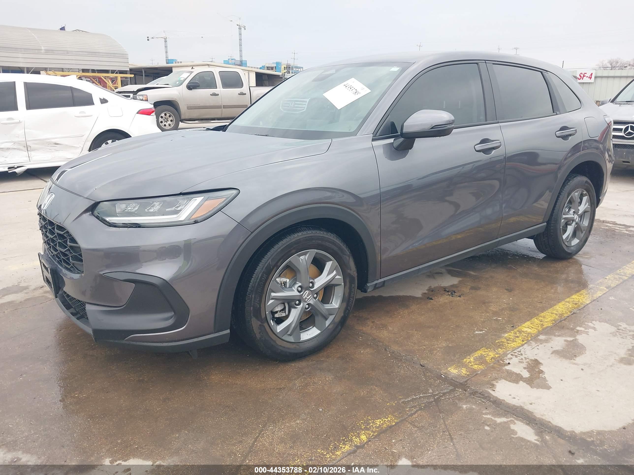 HONDA HR-V image 2