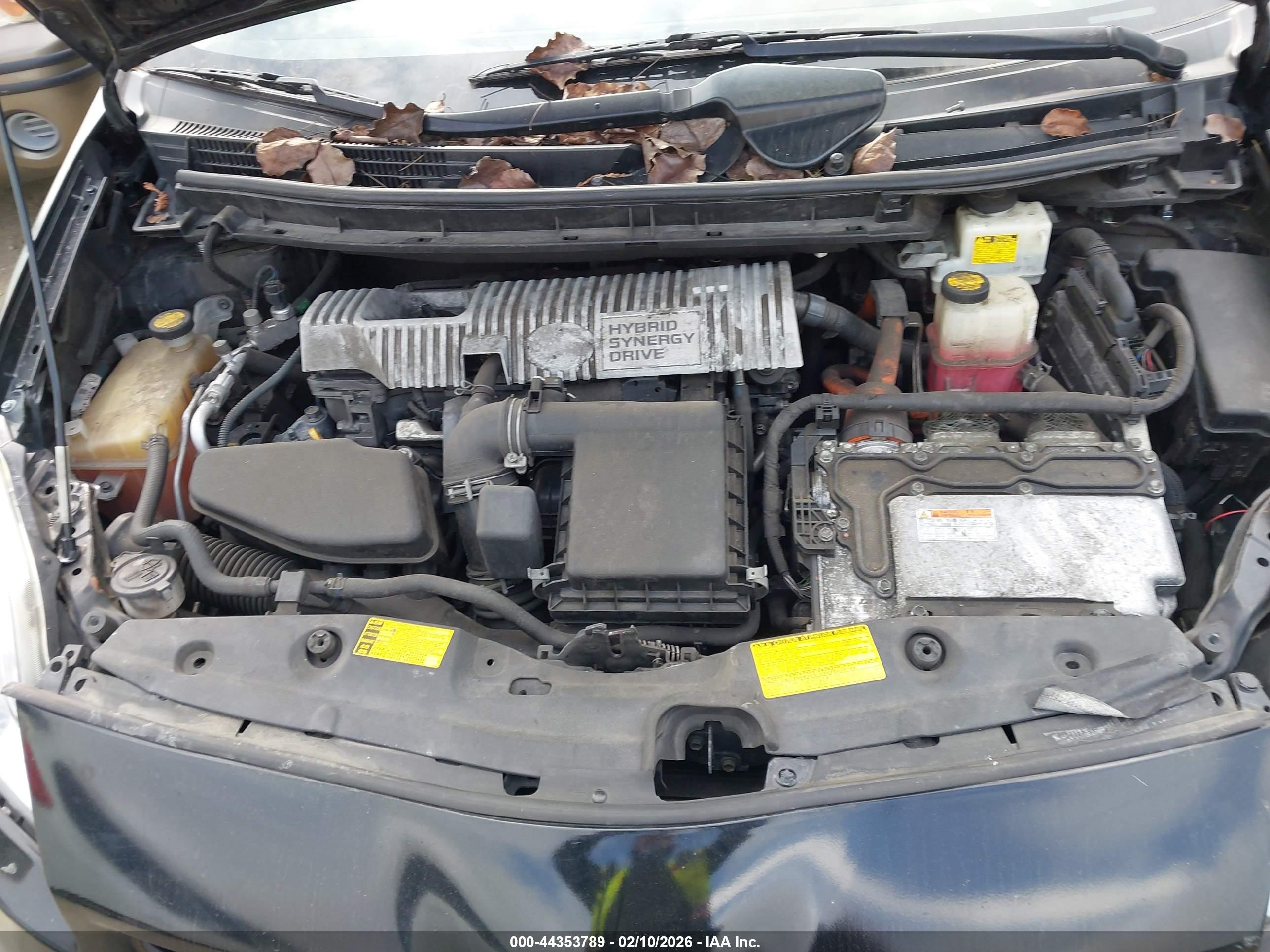 TOYOTA PRIUS image 10