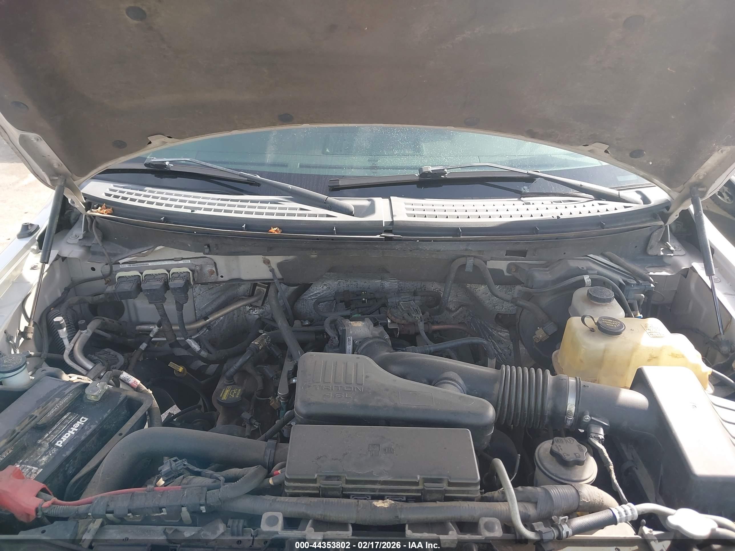 FORD F-150 image 10