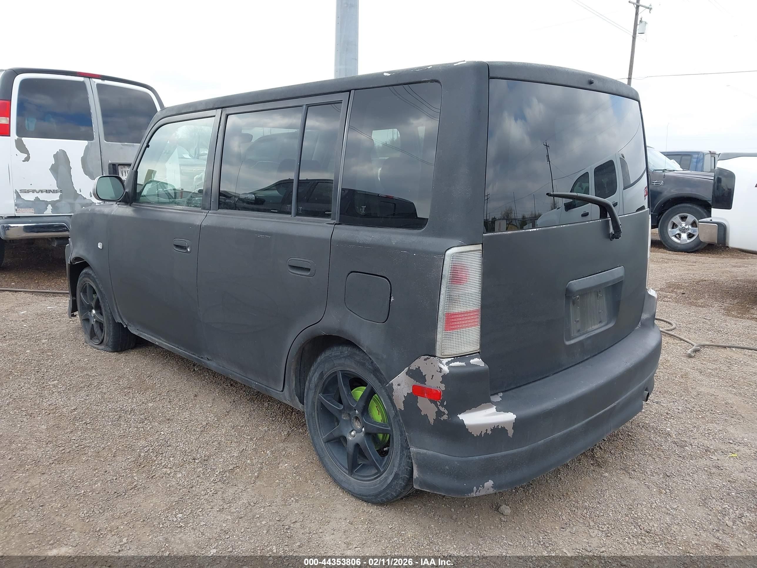 SCION XB image 3
