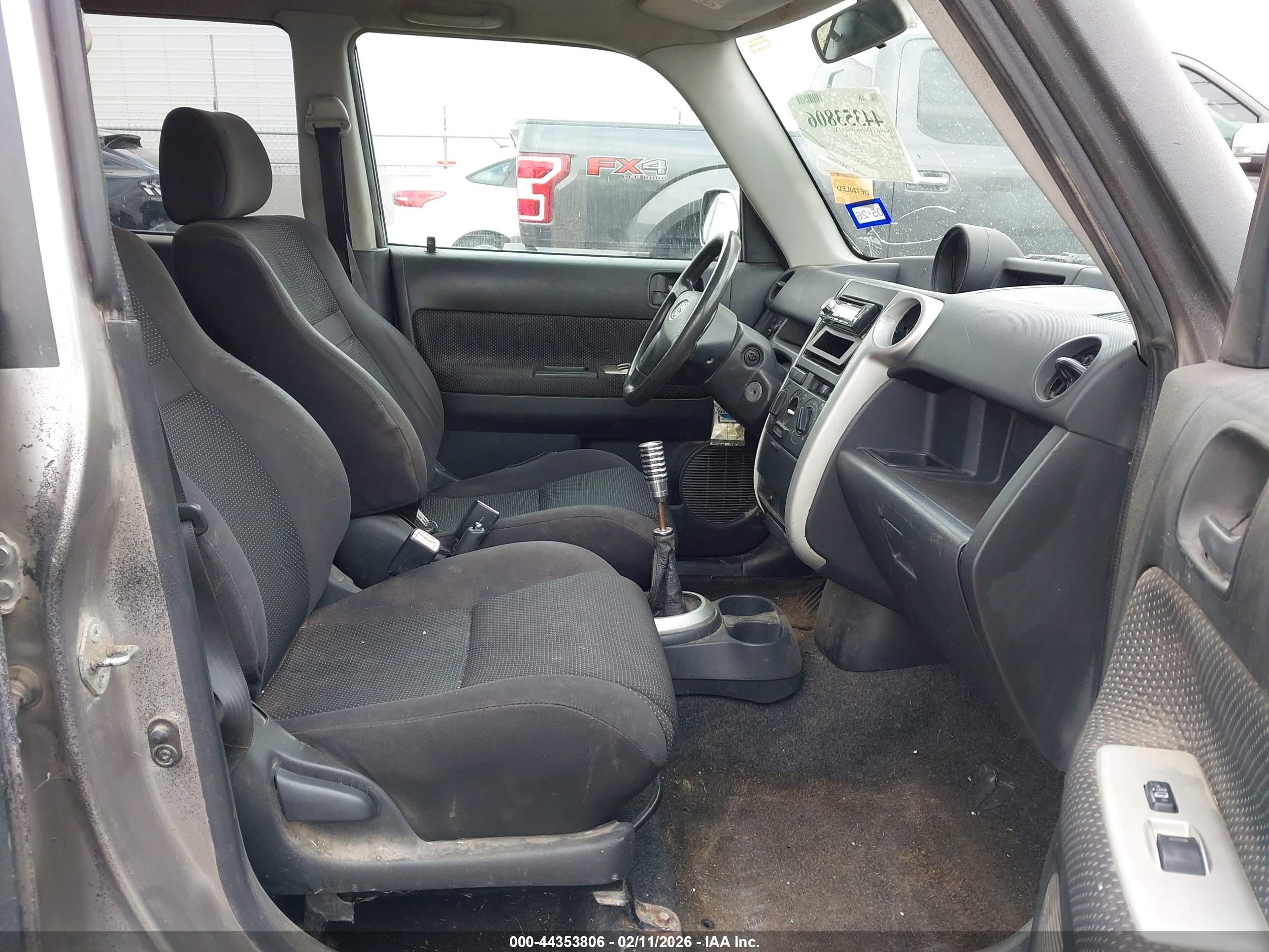SCION XB image 5