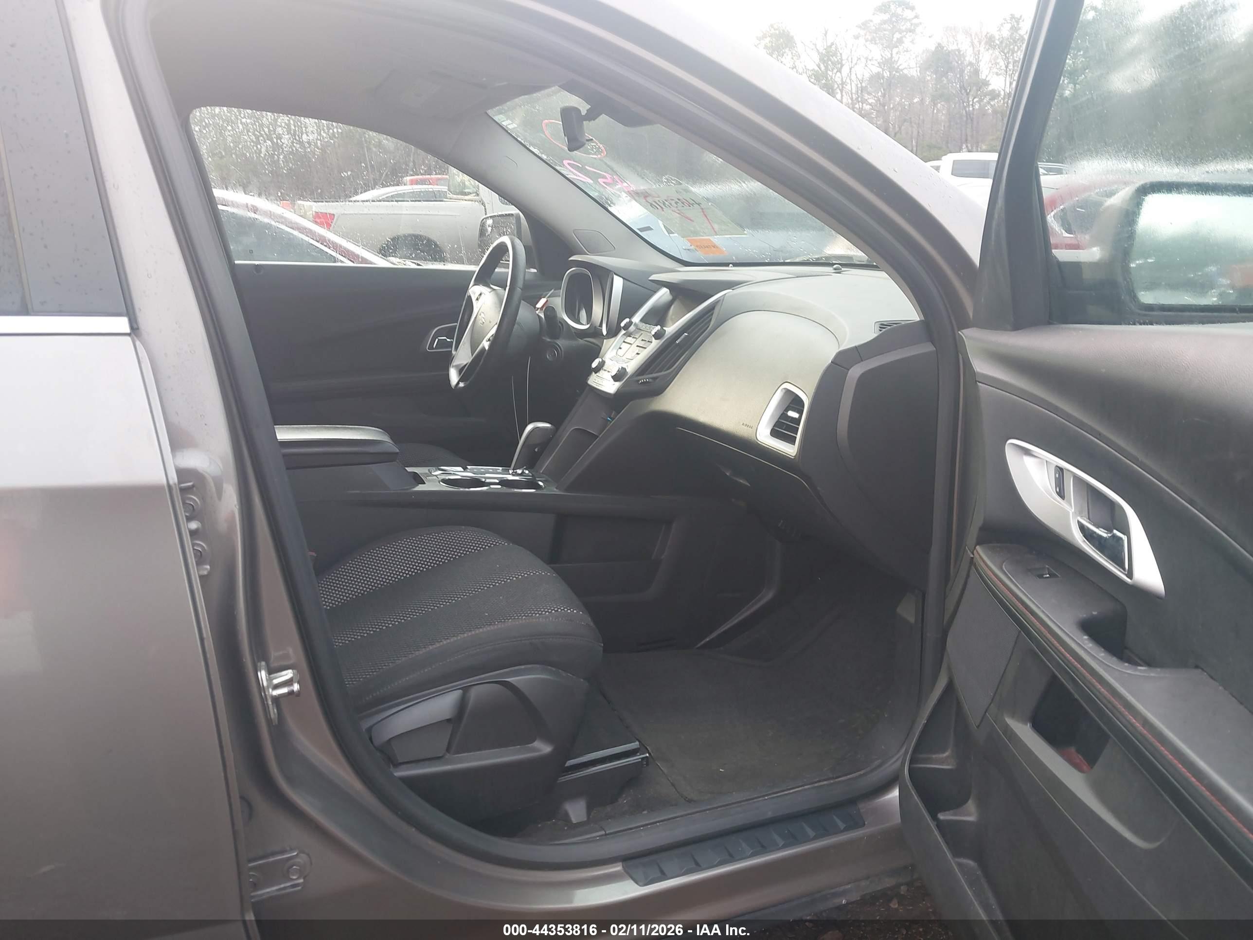 CHEVROLET EQUINOX image 5