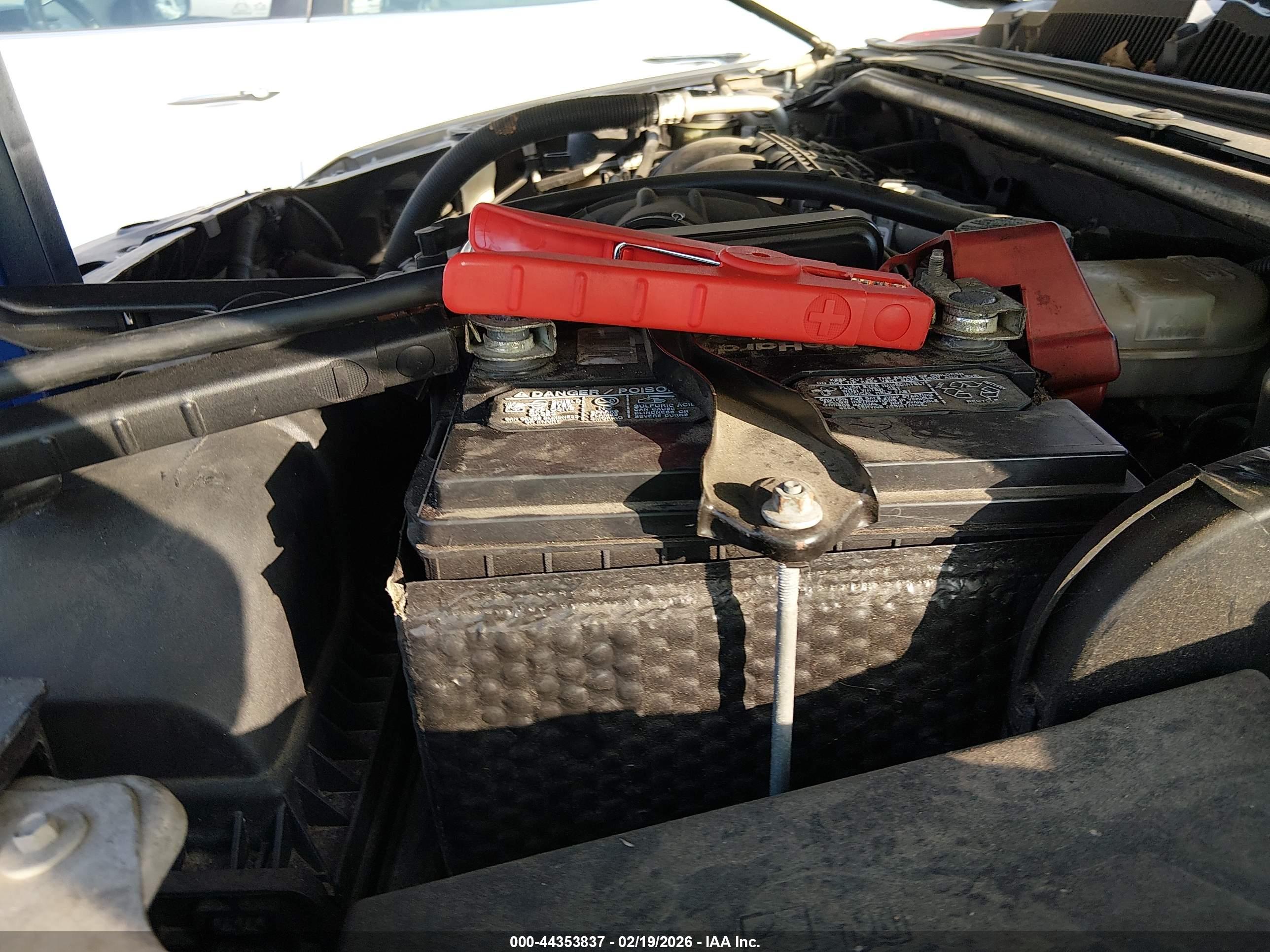 FORD TAURUS image 10