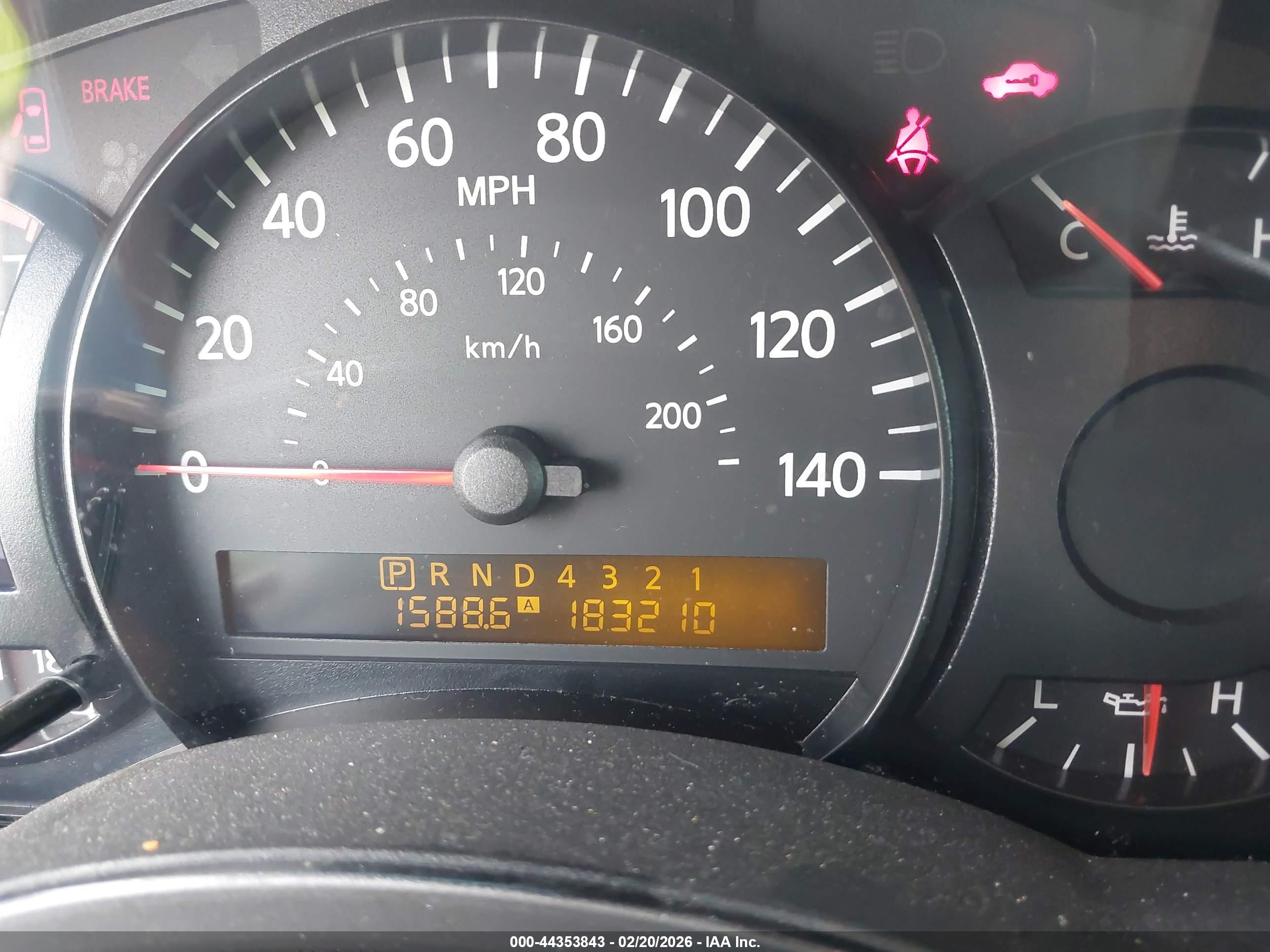 NISSAN TITAN image 7