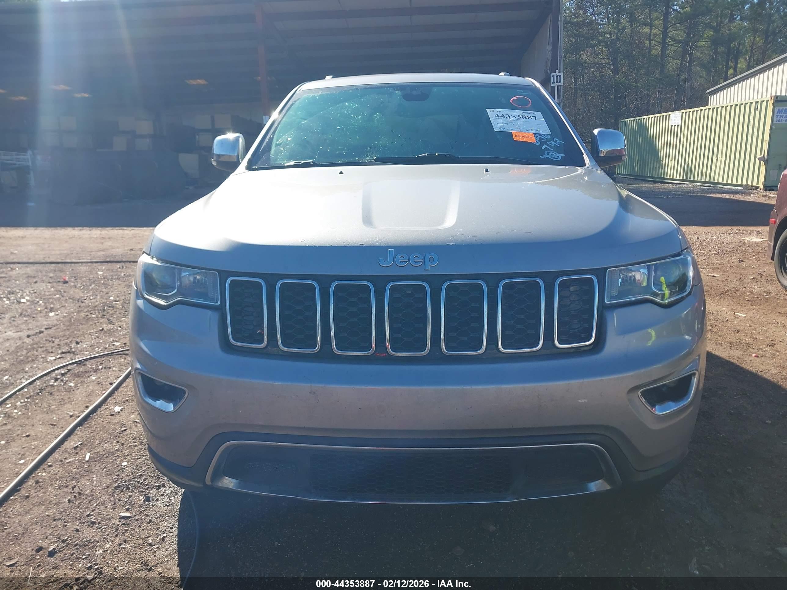 JEEP GRAND image 6