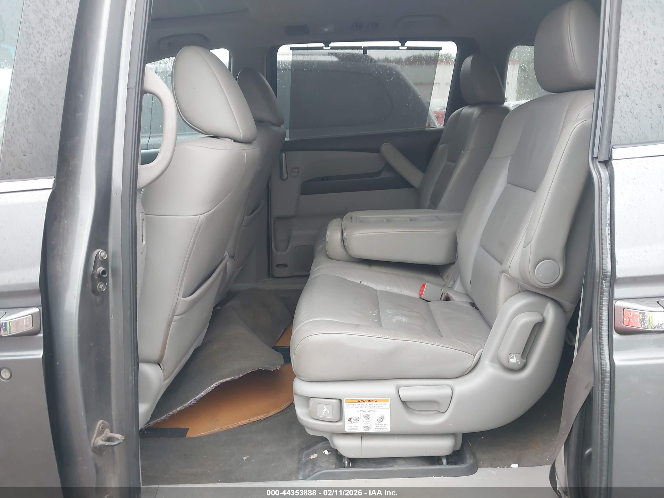 HONDA ODYSSEY image 8