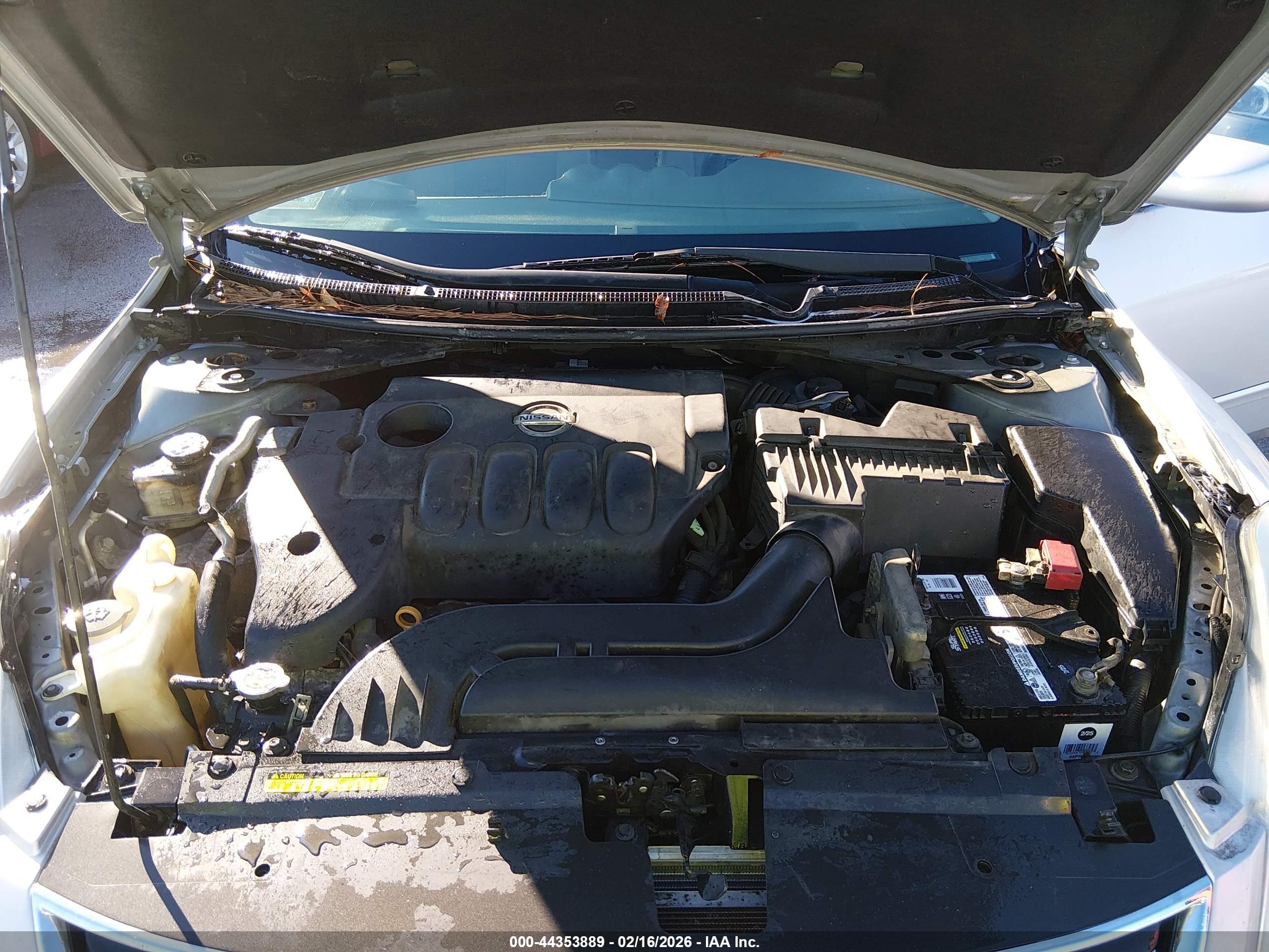 NISSAN ALTIMA image 10