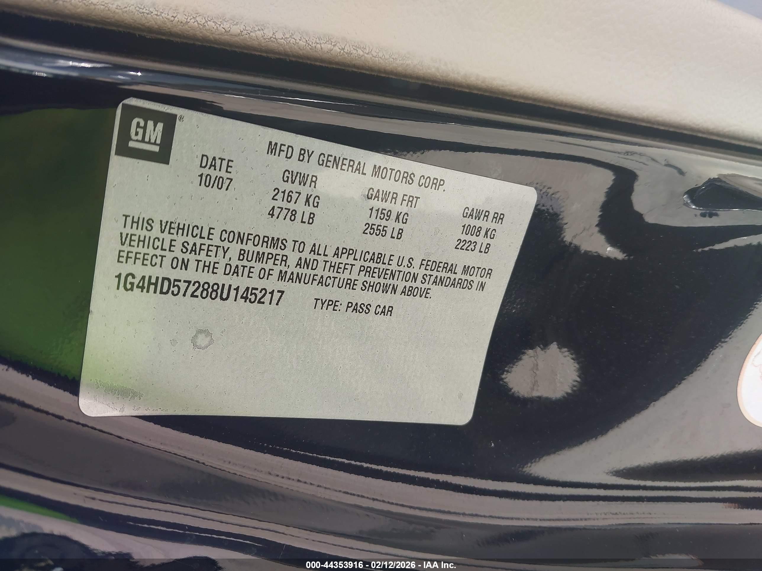 BUICK LUCERNE image 9